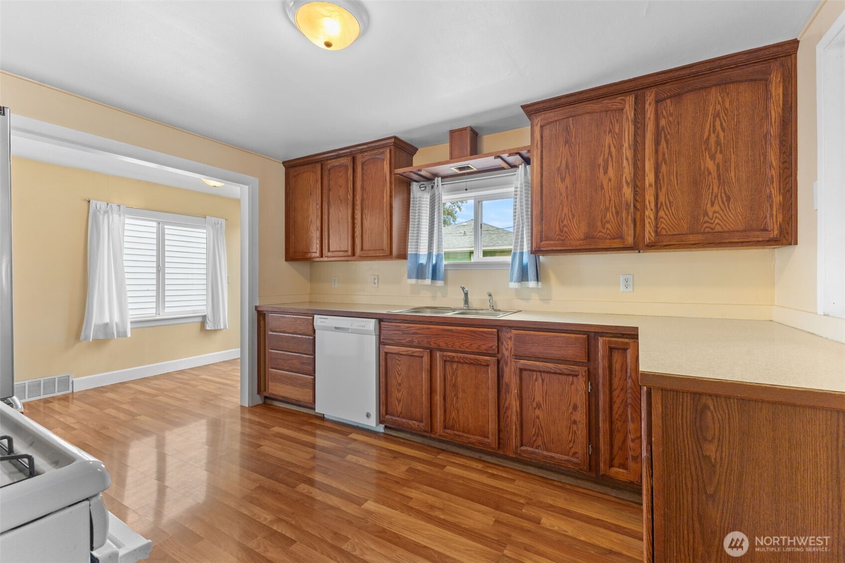 215 Milwaukee Boulevard Property Photo 9