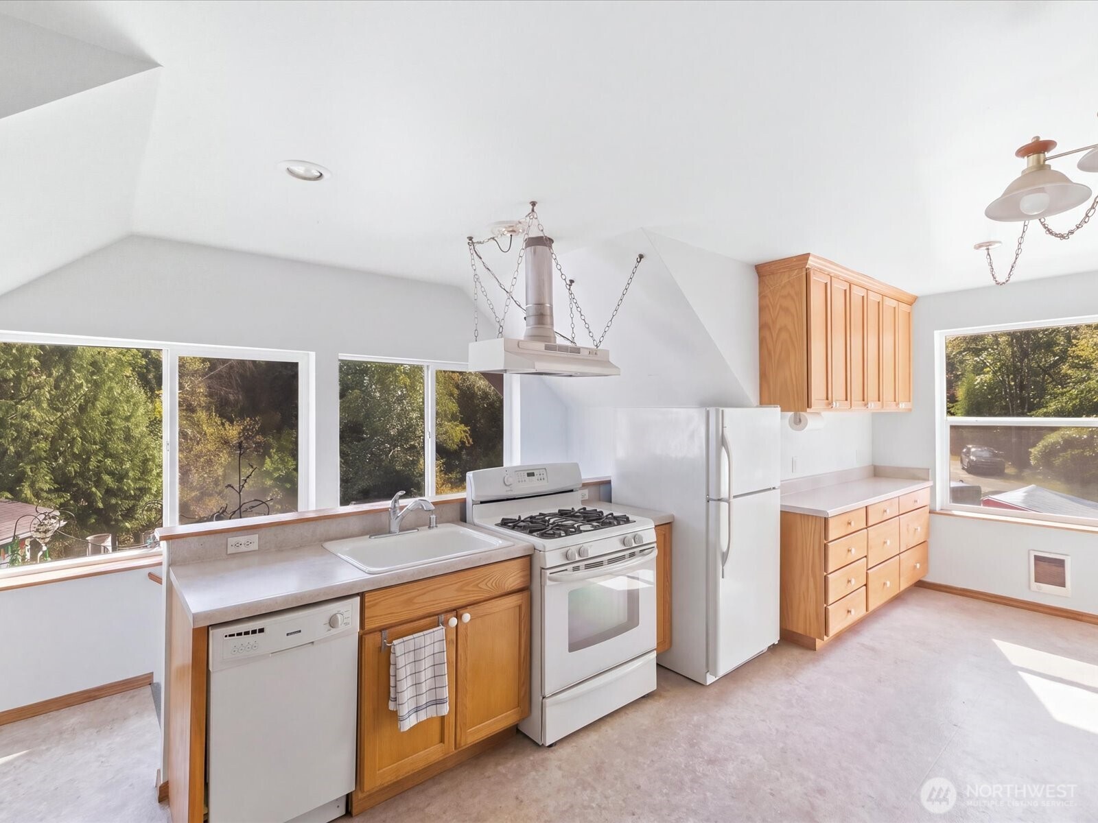 21621 108th Street Property Photo 27