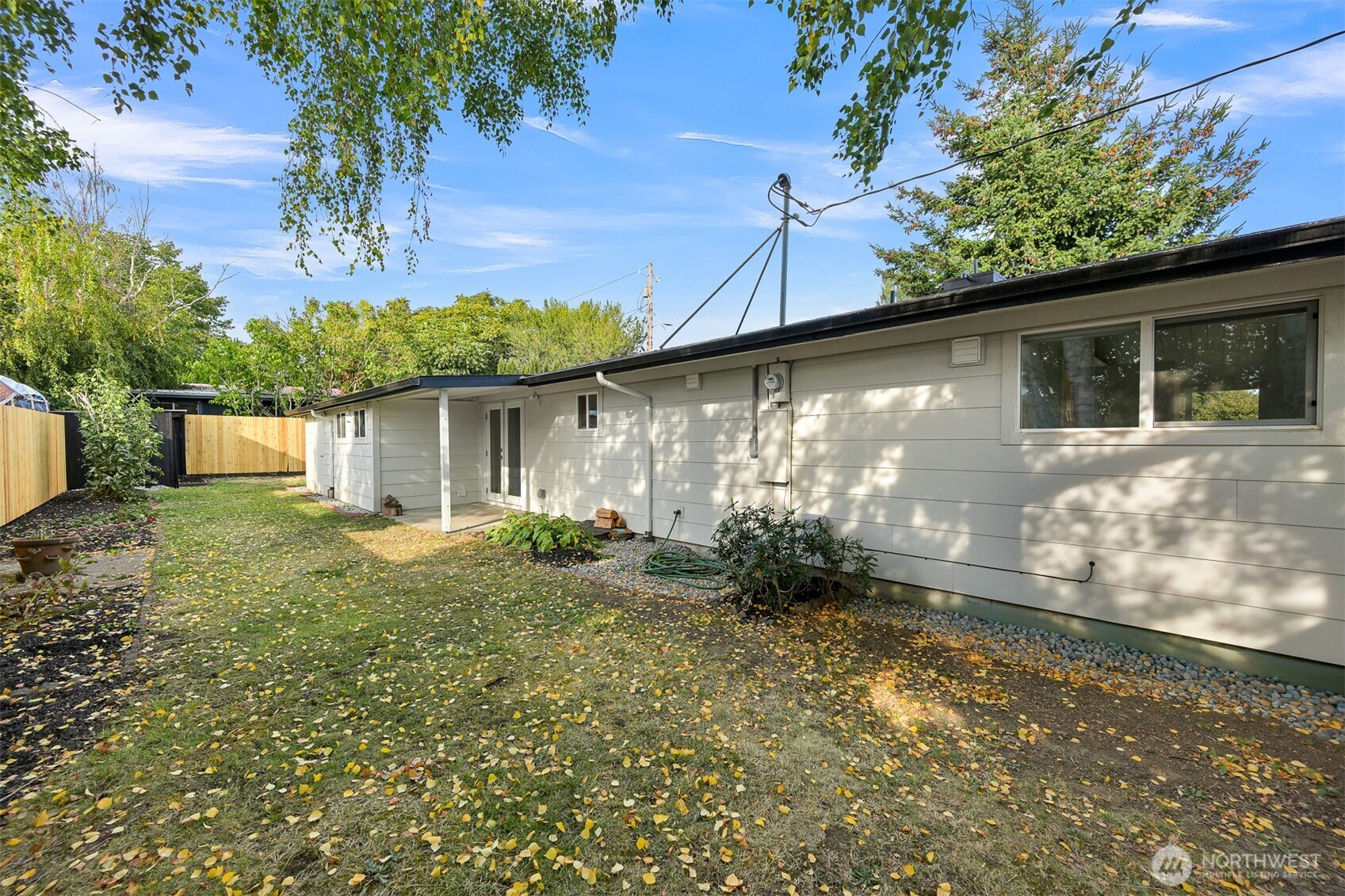 2274 Hawthorne Street Property Photo 26
