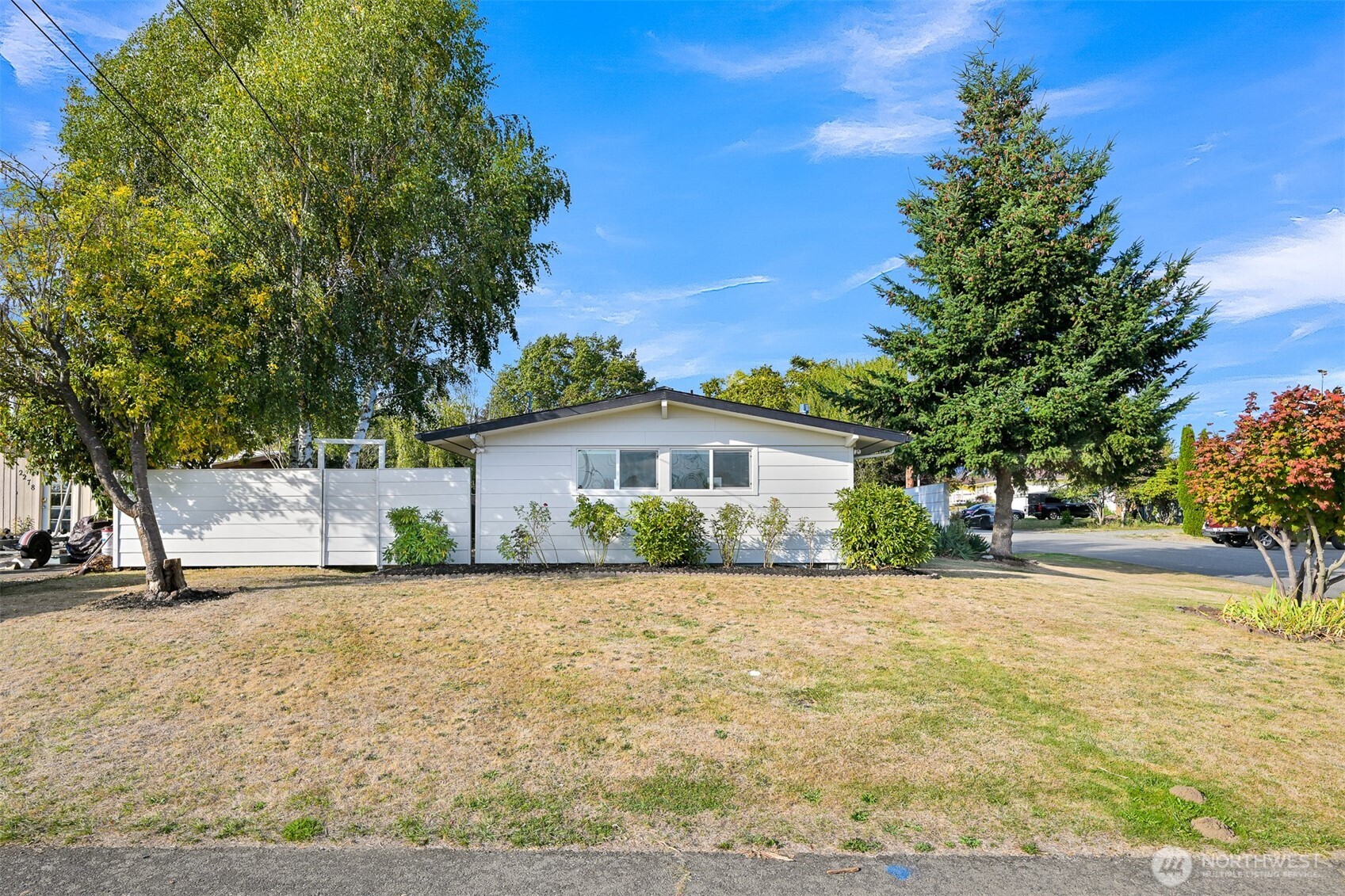 2274 Hawthorne Street Property Photo 31