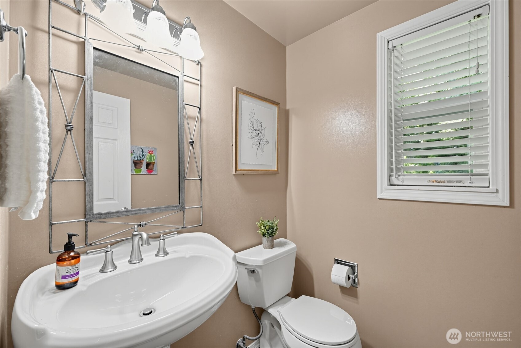 14627 57th Place Property Photo 15