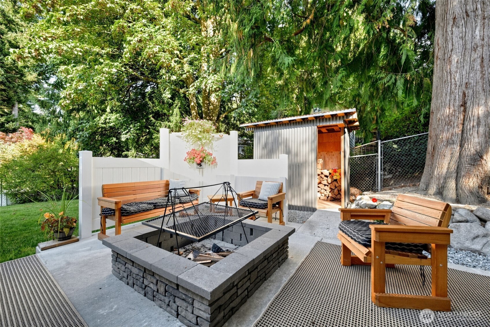 14627 57th Place Property Photo 17