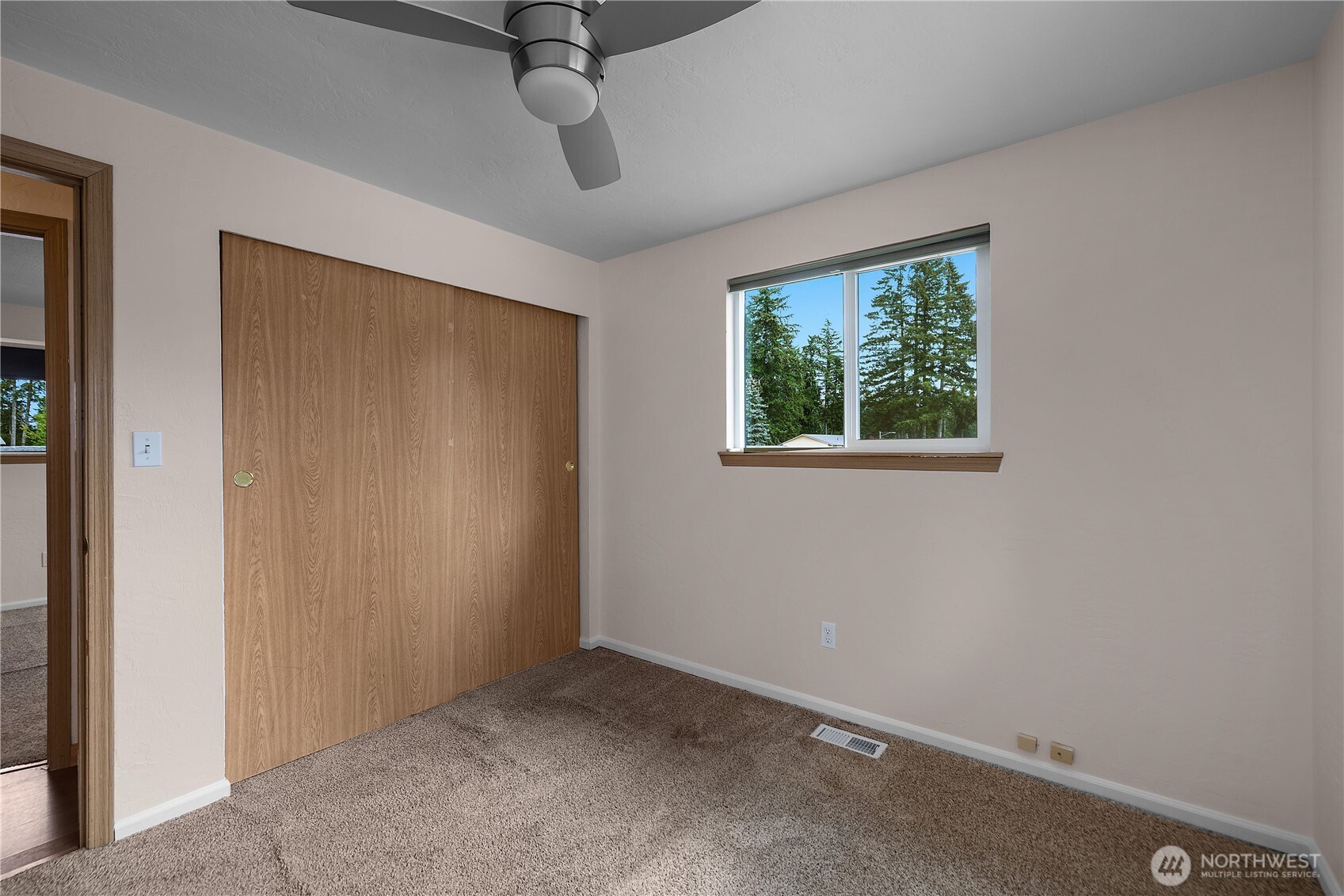 11 E Alder Place Property Photo 12