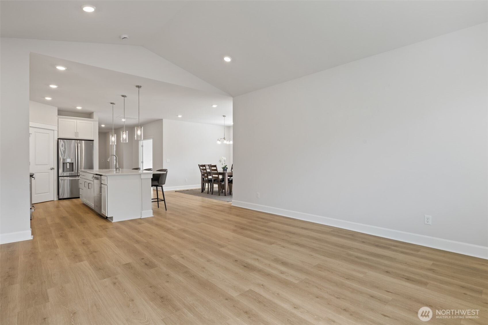 2631 Acer Loop Property Photo 11