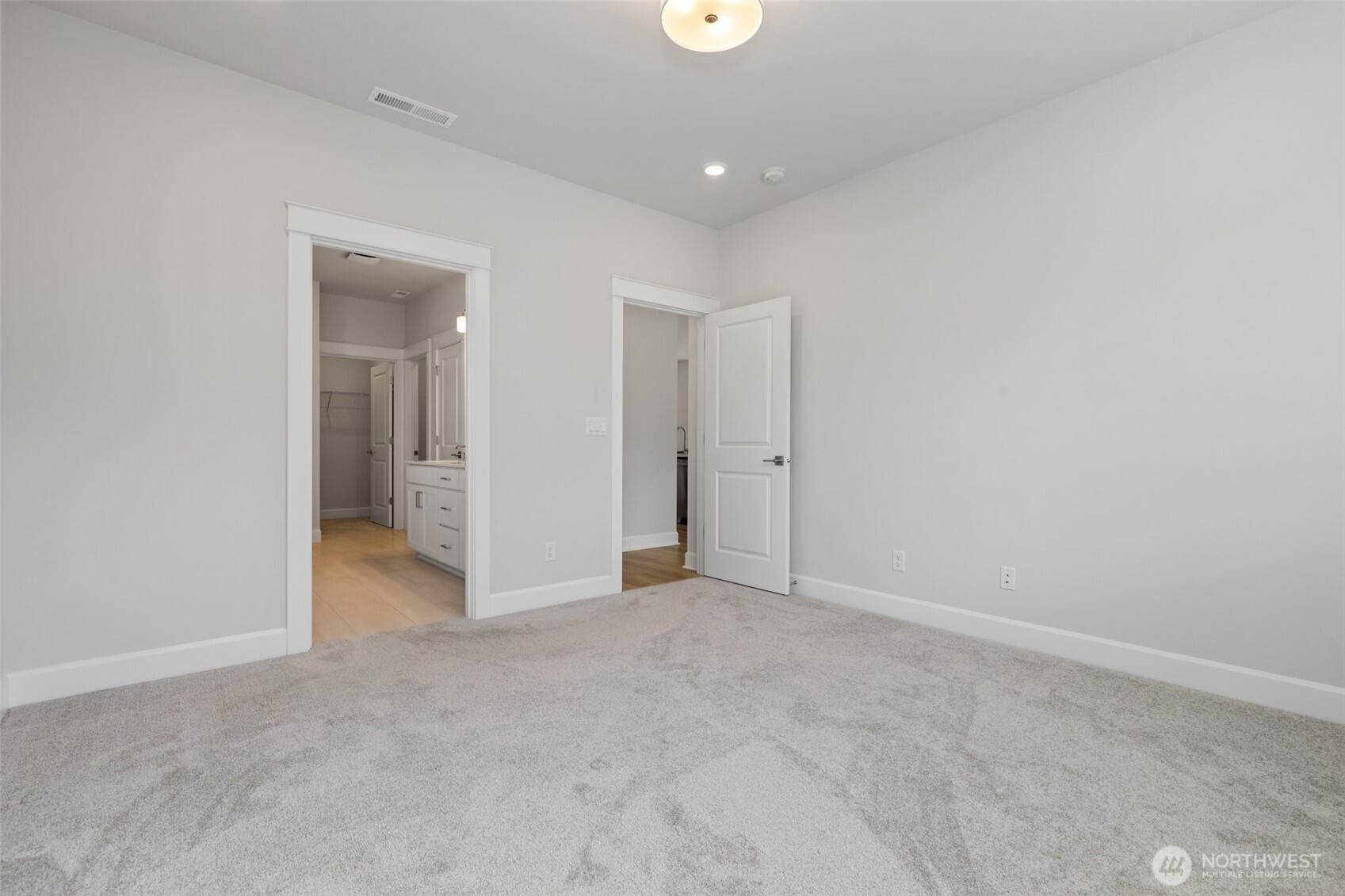 2631 Acer Loop Property Photo 15