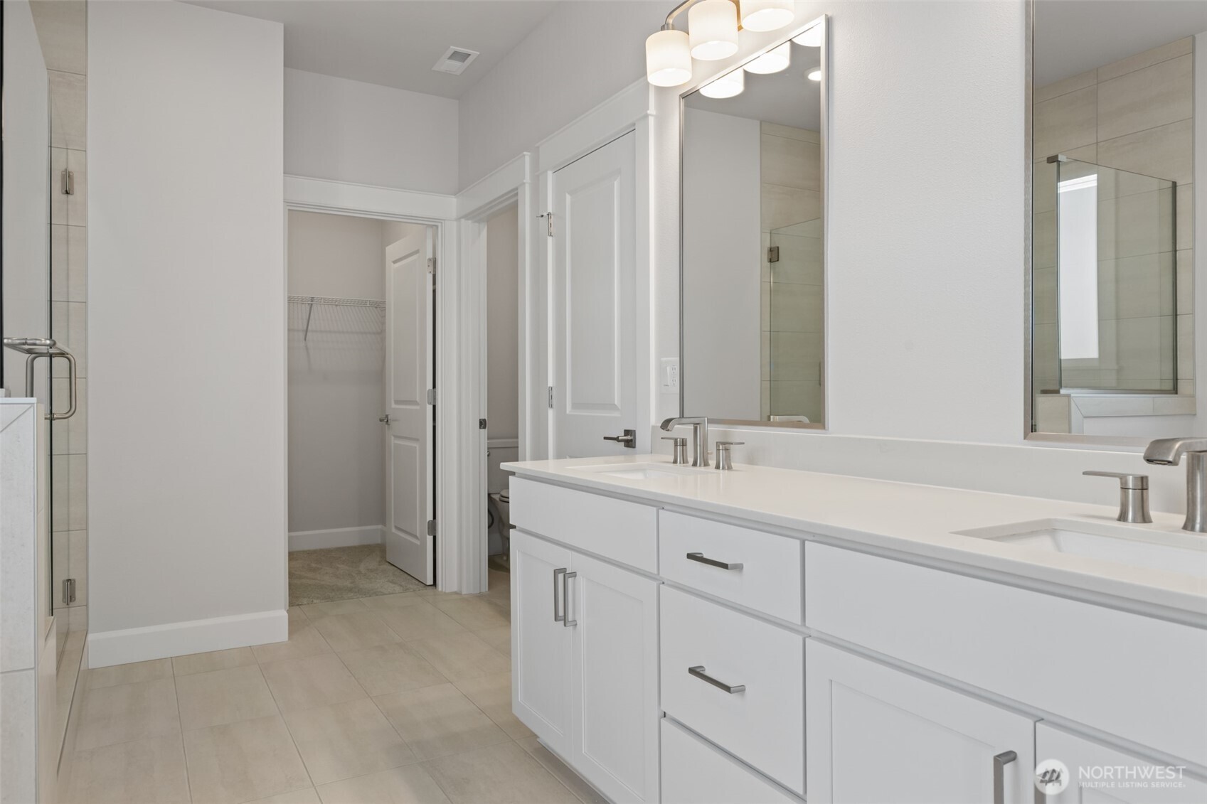 2631 Acer Loop Property Photo 16