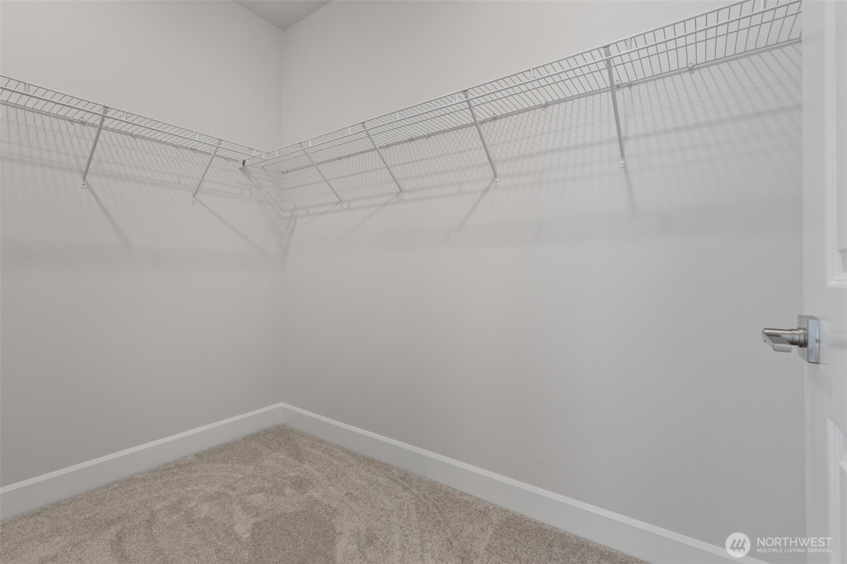 2631 Acer Loop Property Photo 18