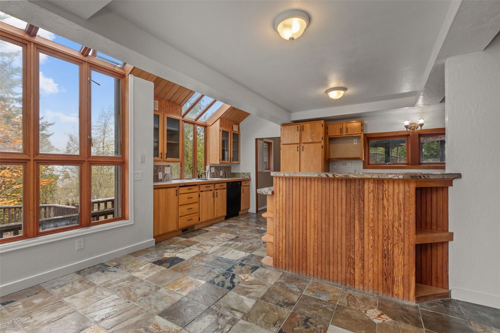 284 Watershed Road Property Photo 11