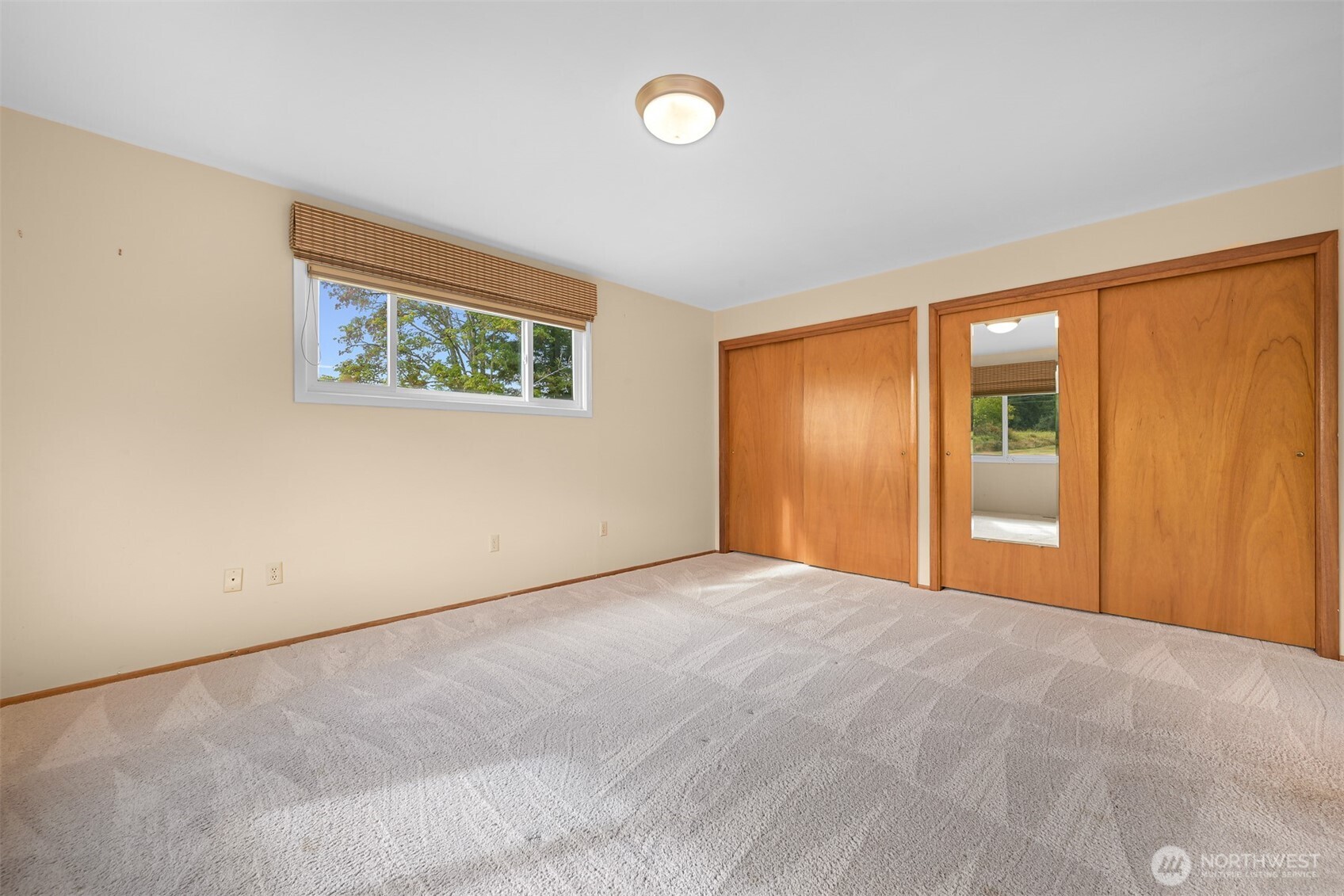 3620 E Smith Road Property Photo 17