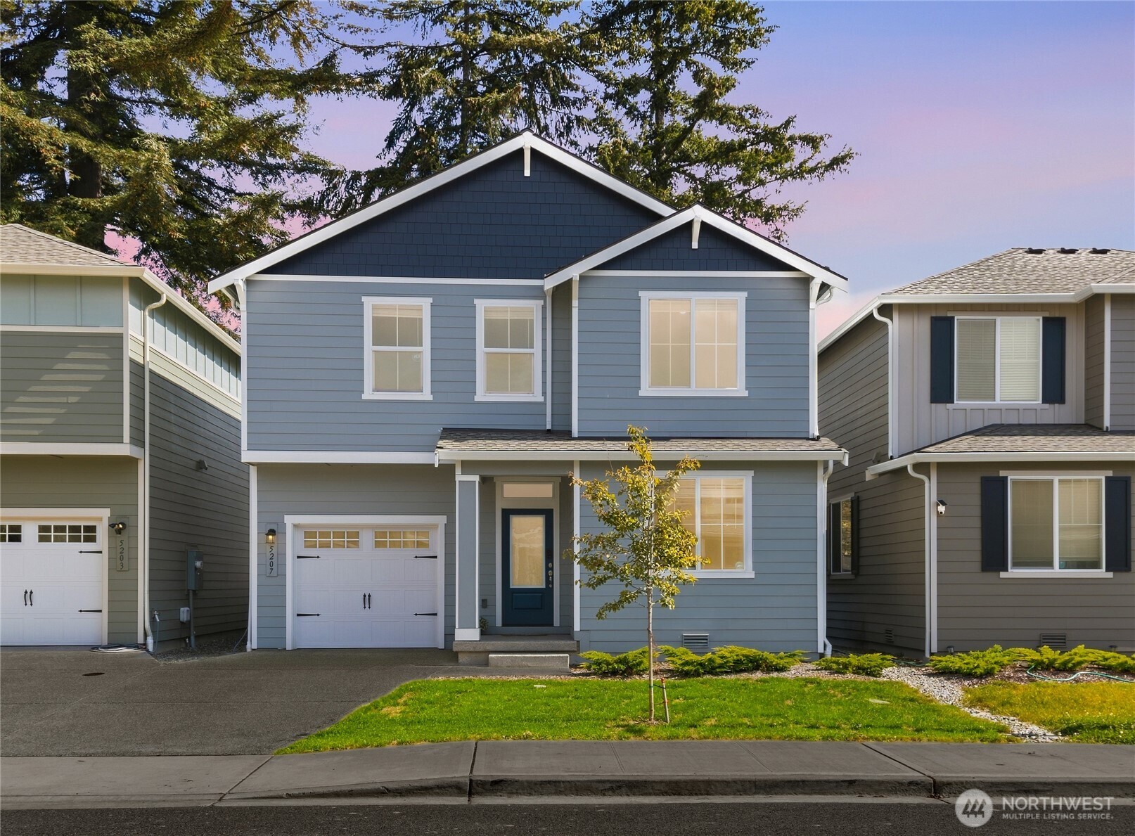 5207 E M Street Property Photo 1