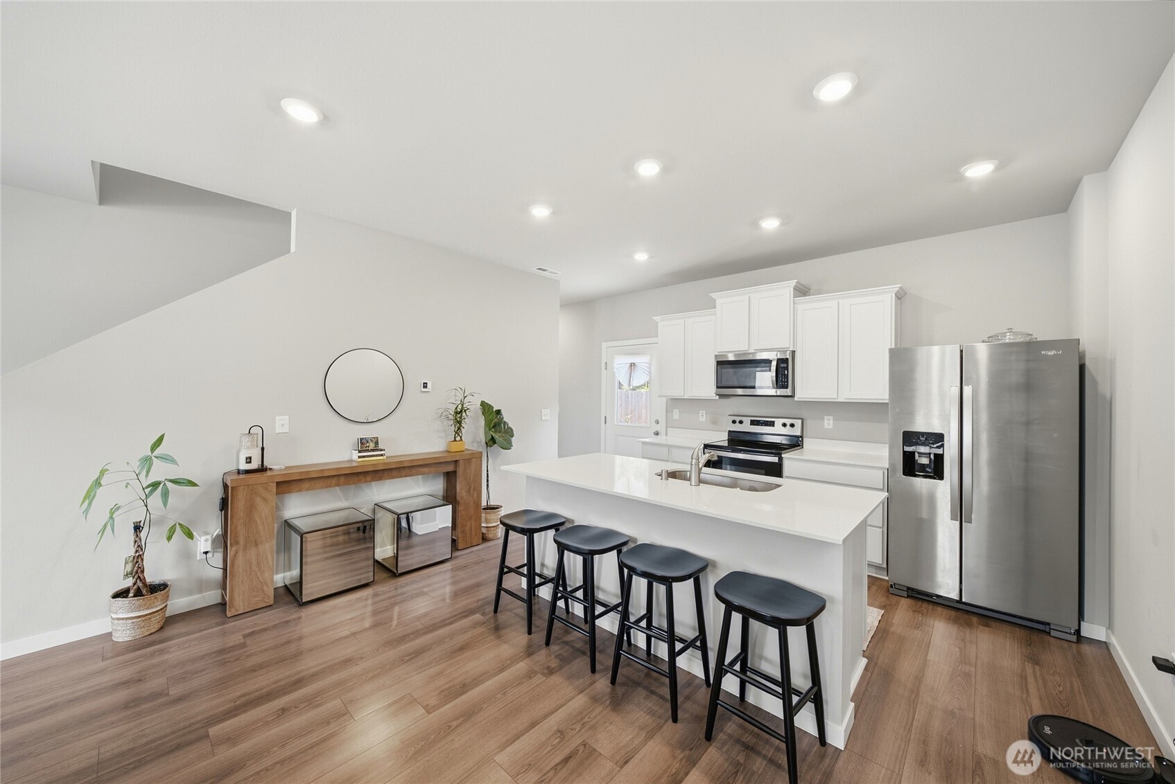 5207 E M Street Property Photo 13