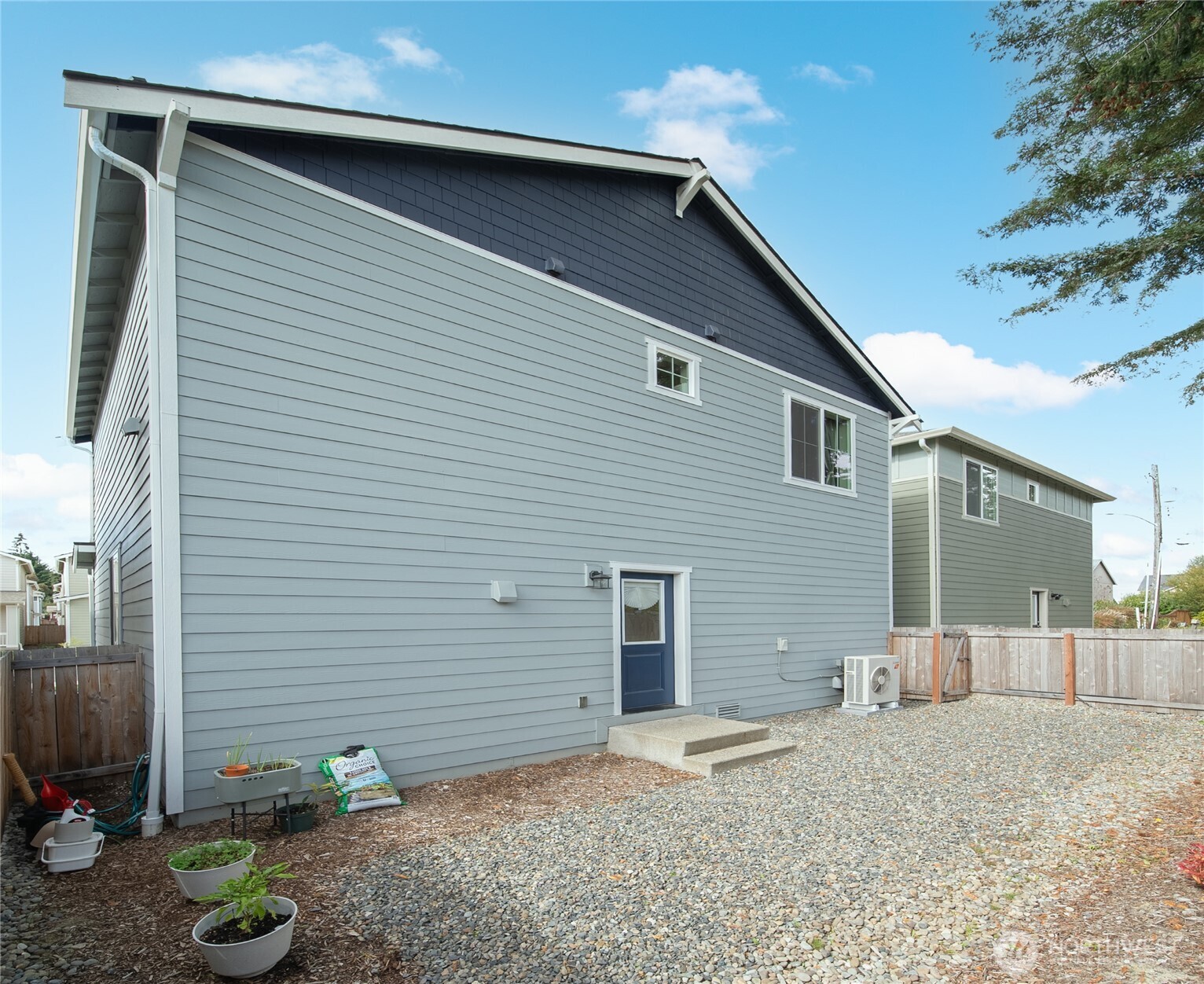 5207 E M Street Property Photo 29