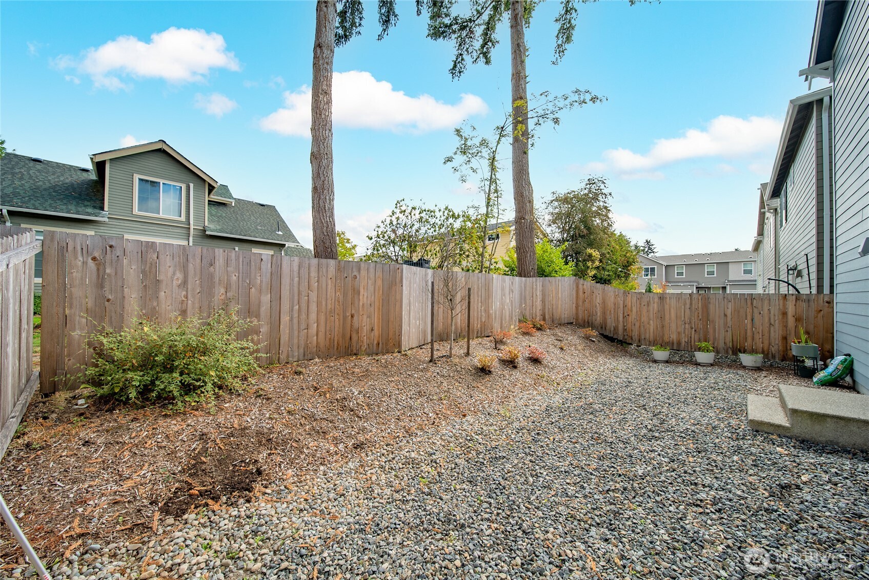 5207 E M Street Property Photo 30