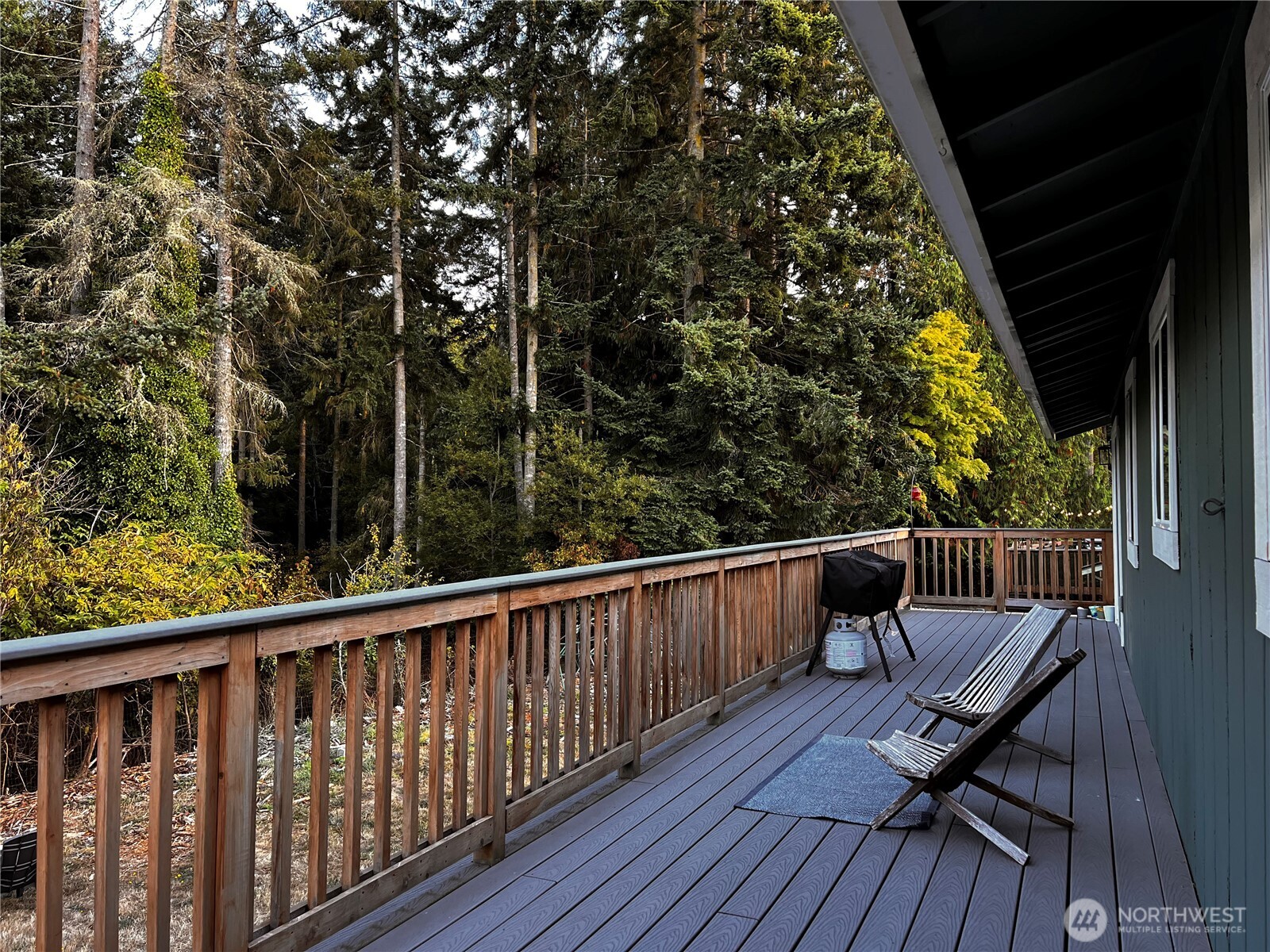 2105 Seabreeze Place Property Photo 8