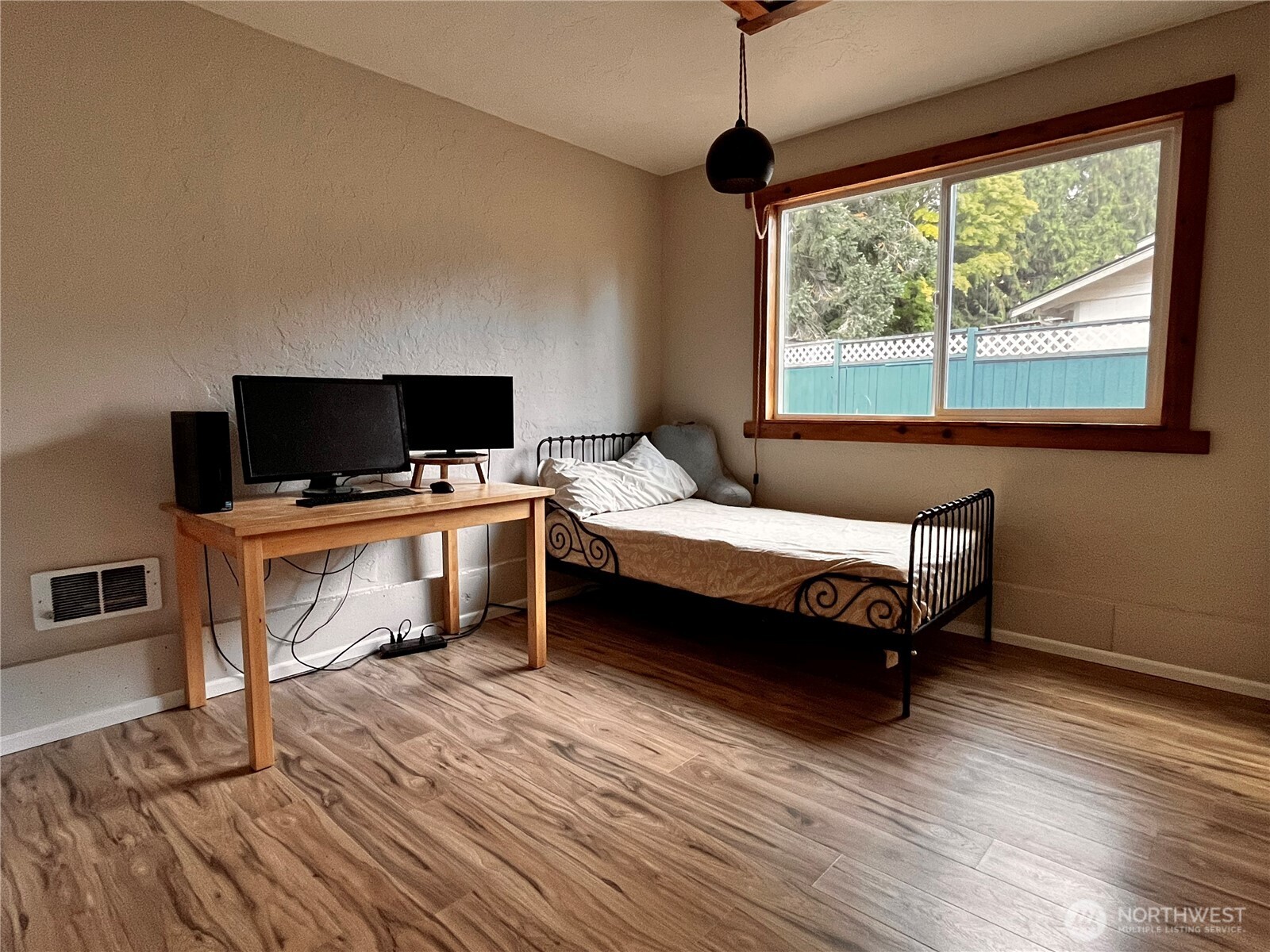 2105 Seabreeze Place Property Photo 18