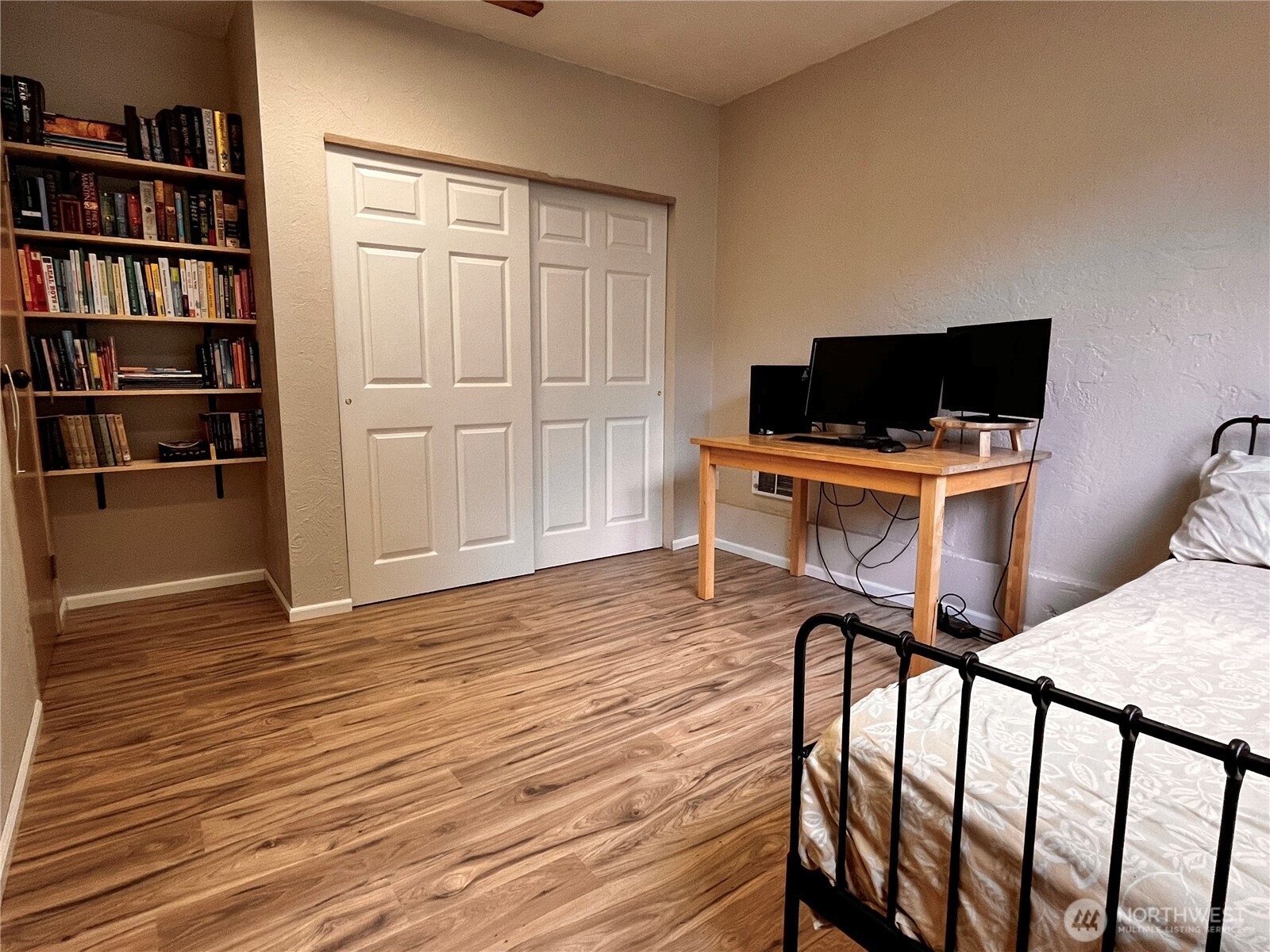 2105 Seabreeze Place Property Photo 19