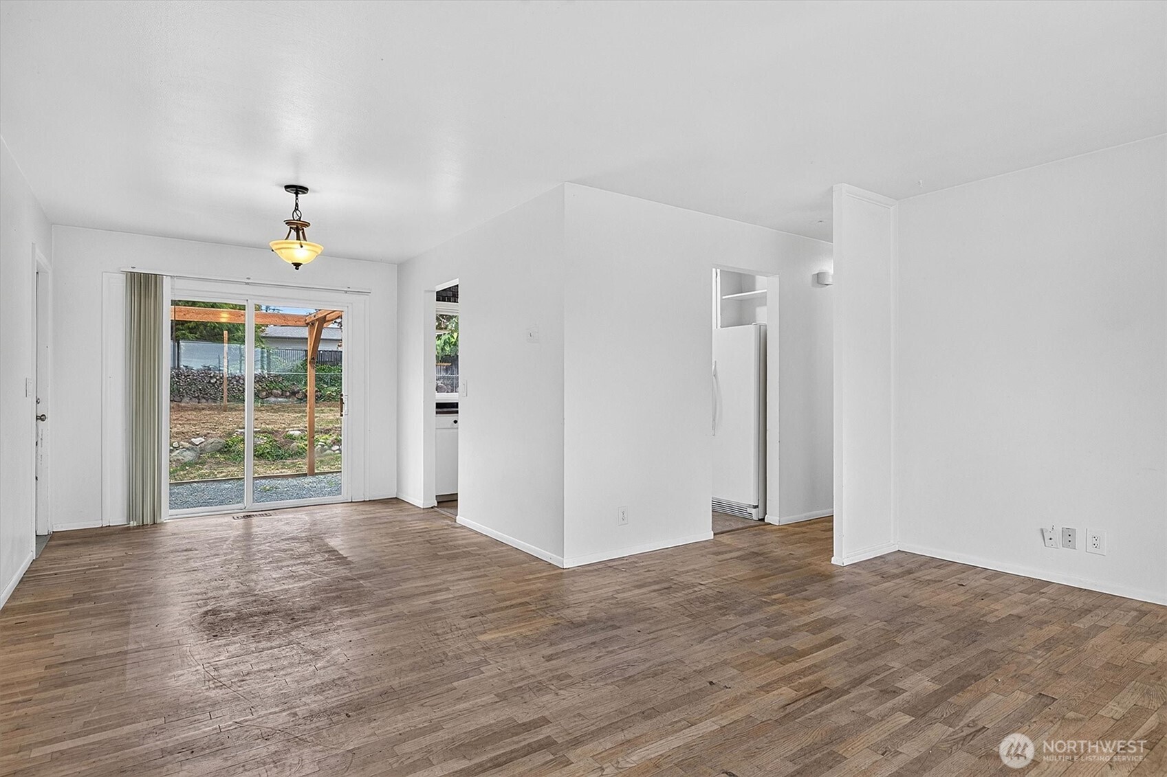 294 Ne Queets Street Property Photo 17