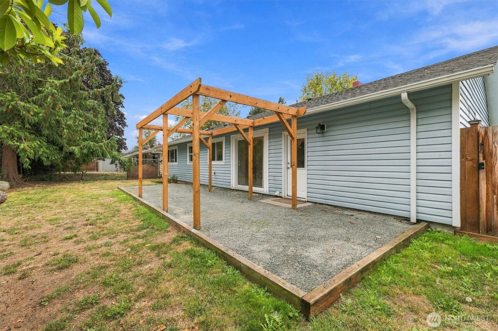 294 Ne Queets Street Property Photo 26