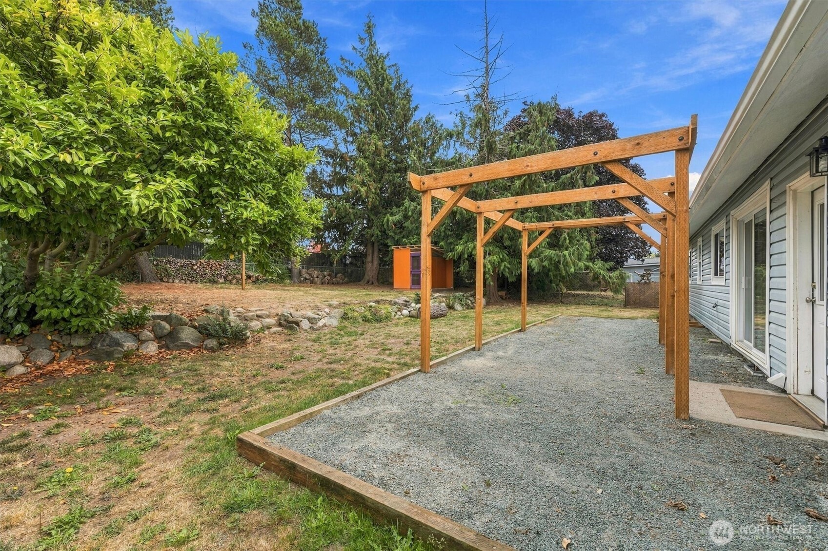 294 Ne Queets Street Property Photo 27