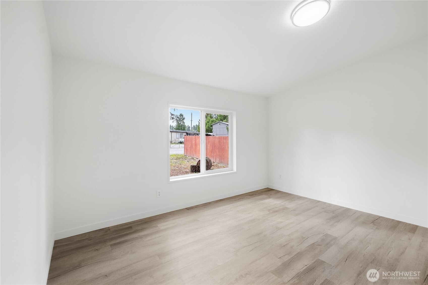 7907 174th Street Ct Property Photo 5