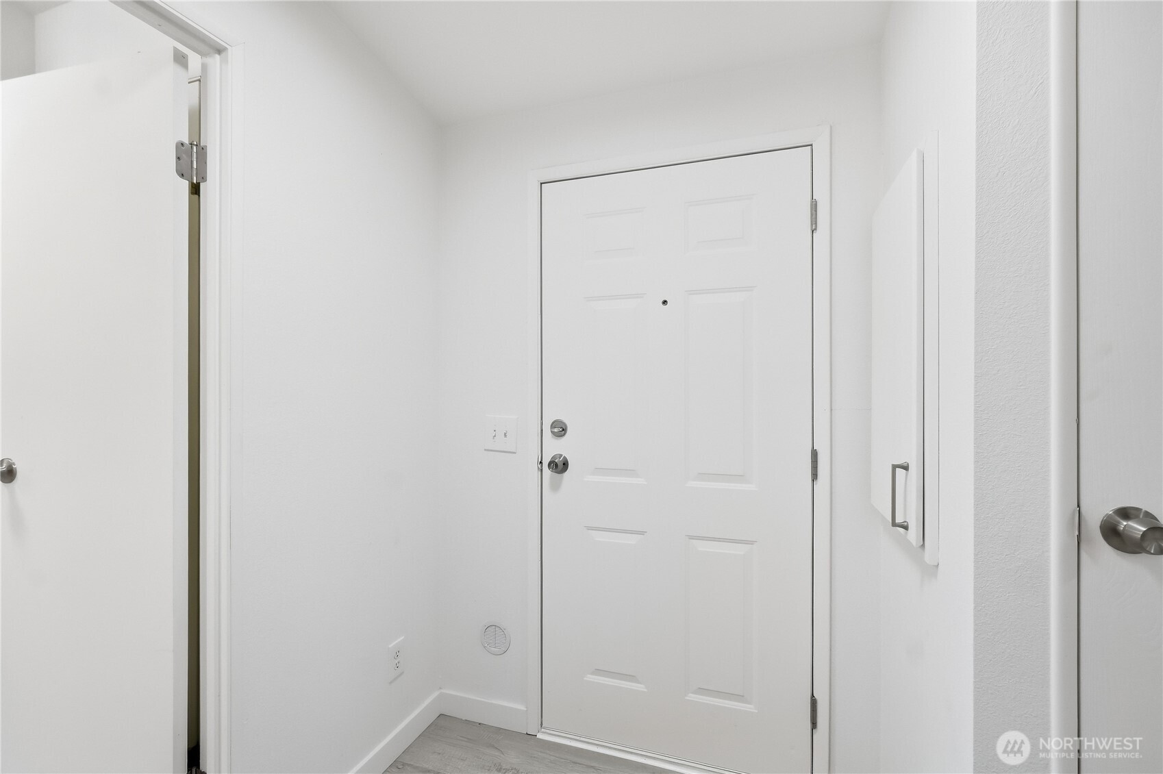 7907 174th Street Ct Property Photo 11