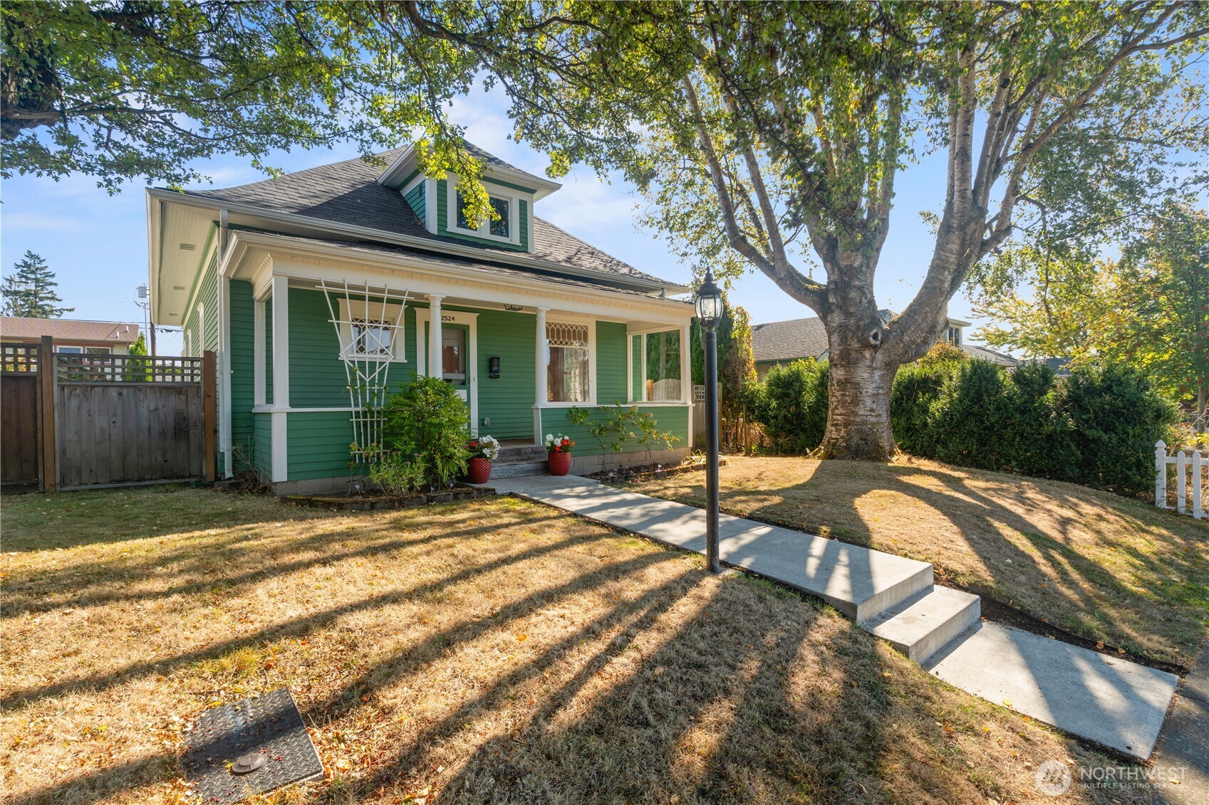 2524 Franklin Street Property Photo 1