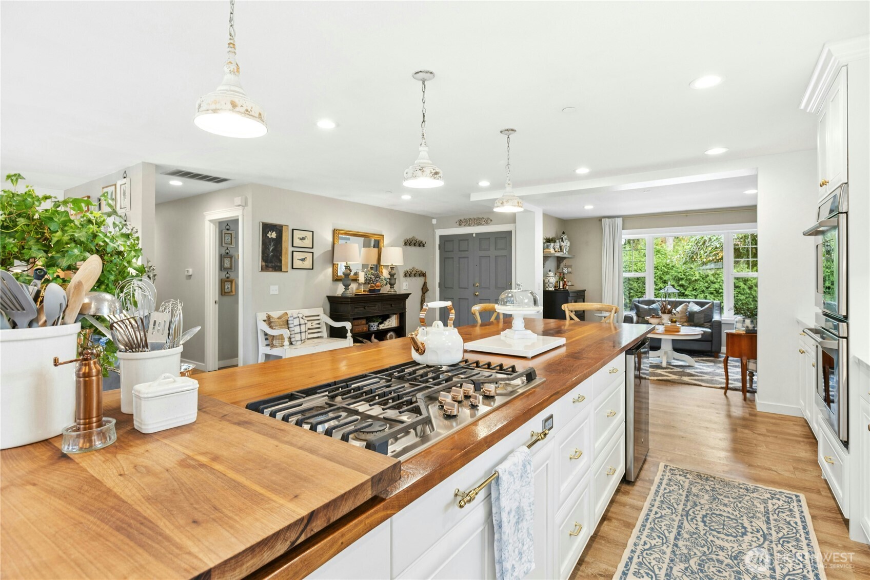 4527 330th Place Property Photo 12