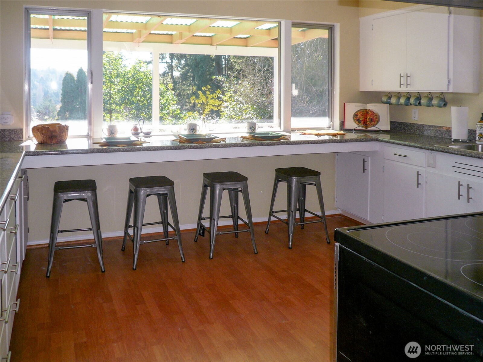 11321 30th Avenue Property Photo 8