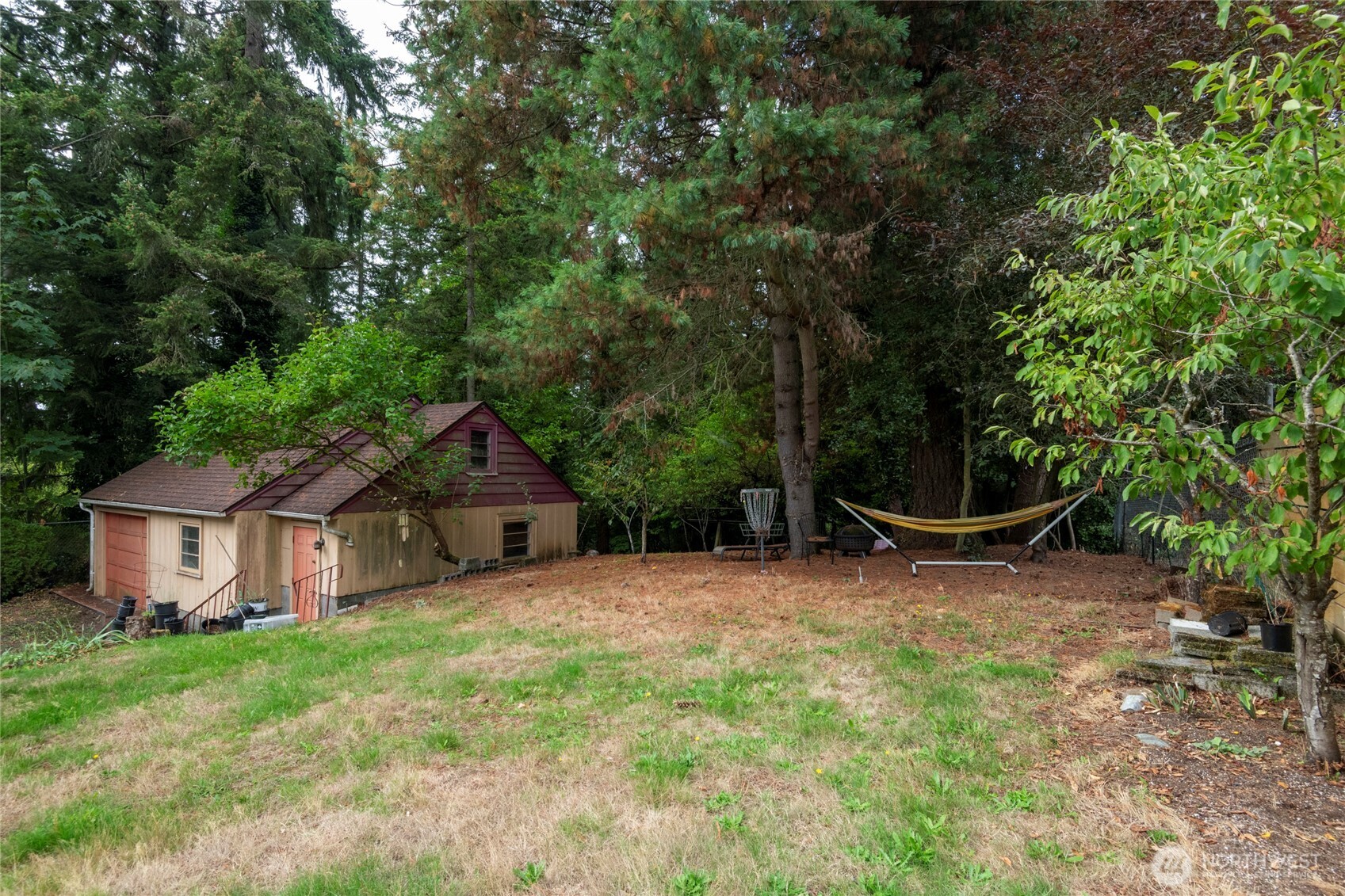 11325 30th Avenue Property Photo 6