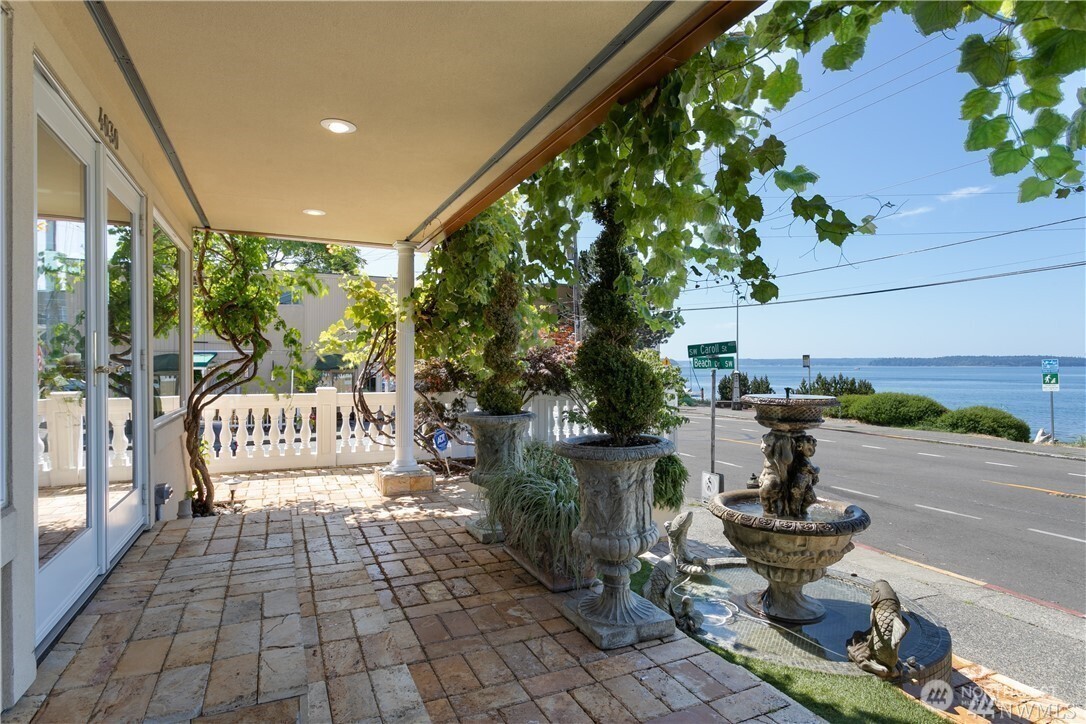 4030 Beach Drive Property Photo 33