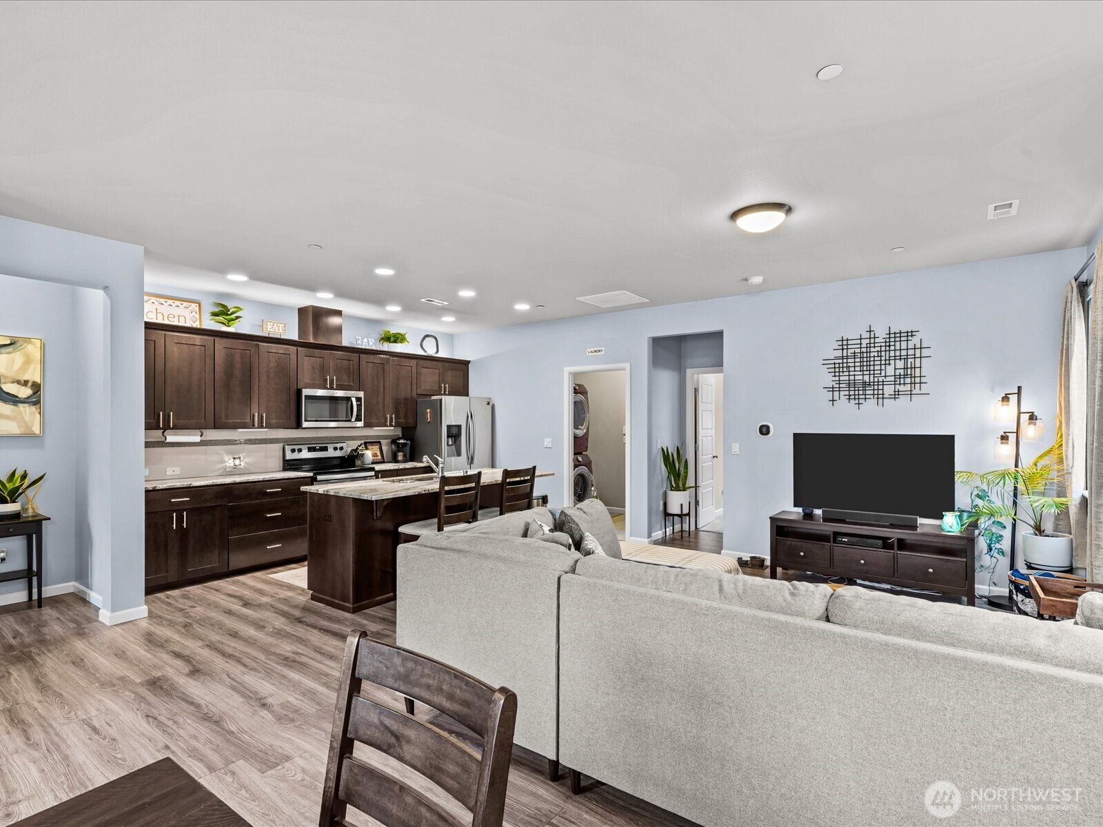 8331 175th Street Property Photo 11