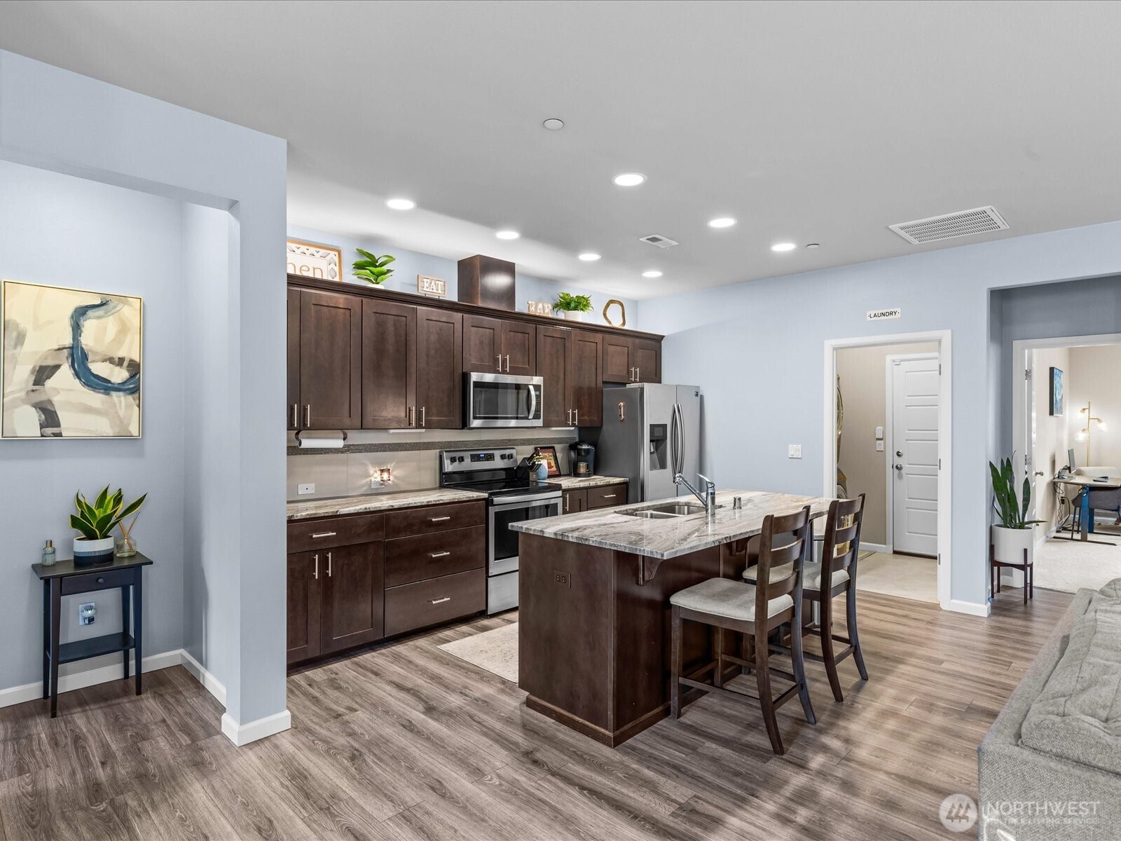 8331 175th Street Property Photo 13