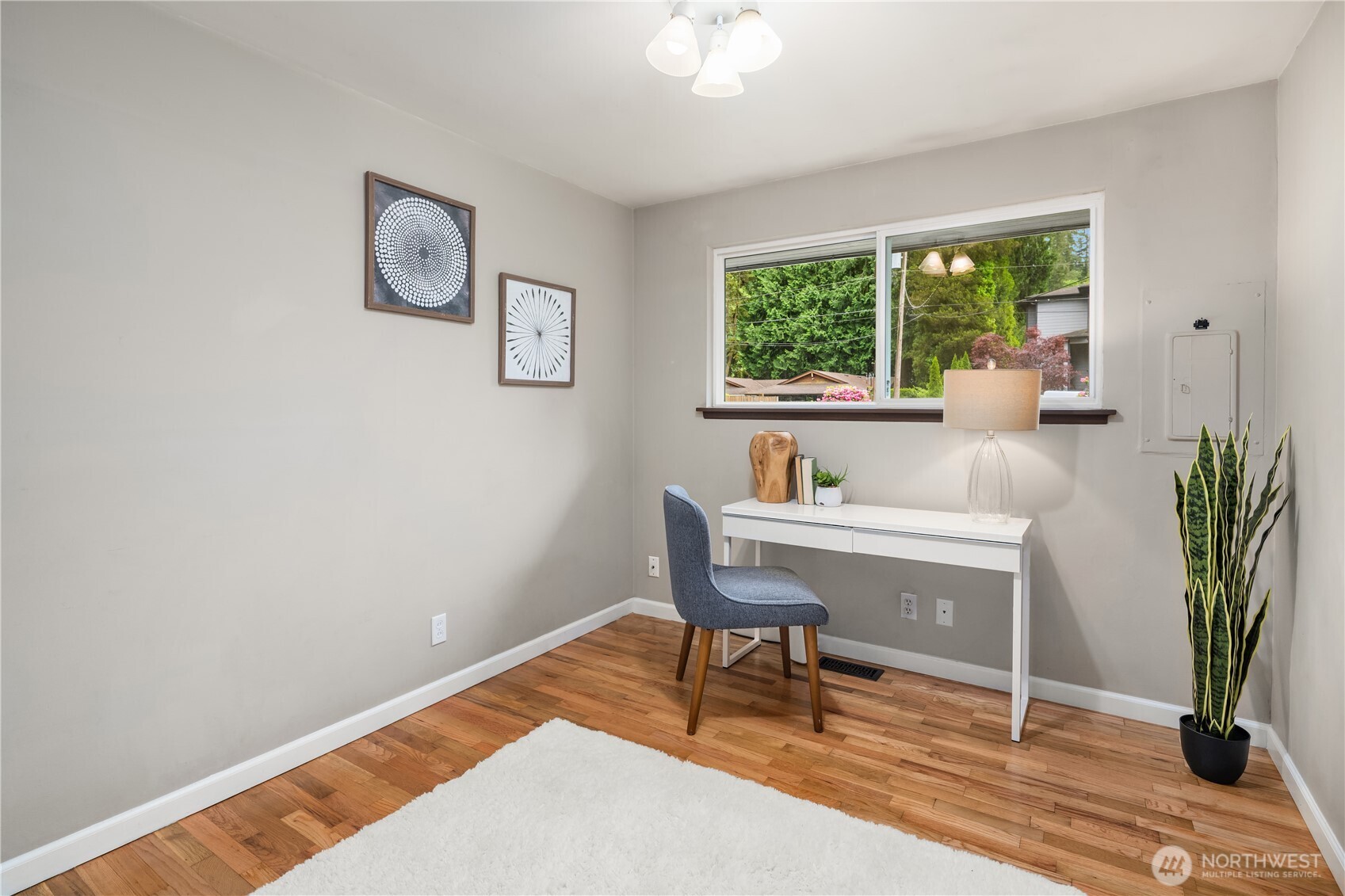 570 Se Andrews Street Property Photo 13