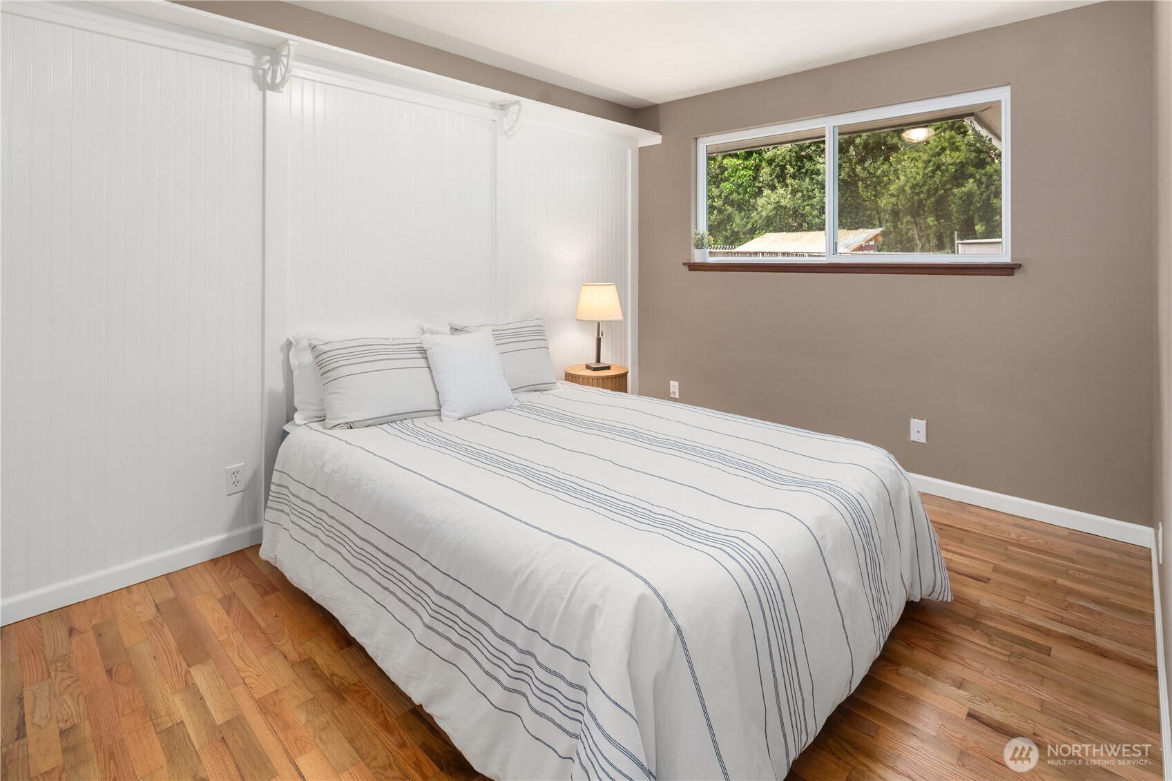 570 Se Andrews Street Property Photo 15