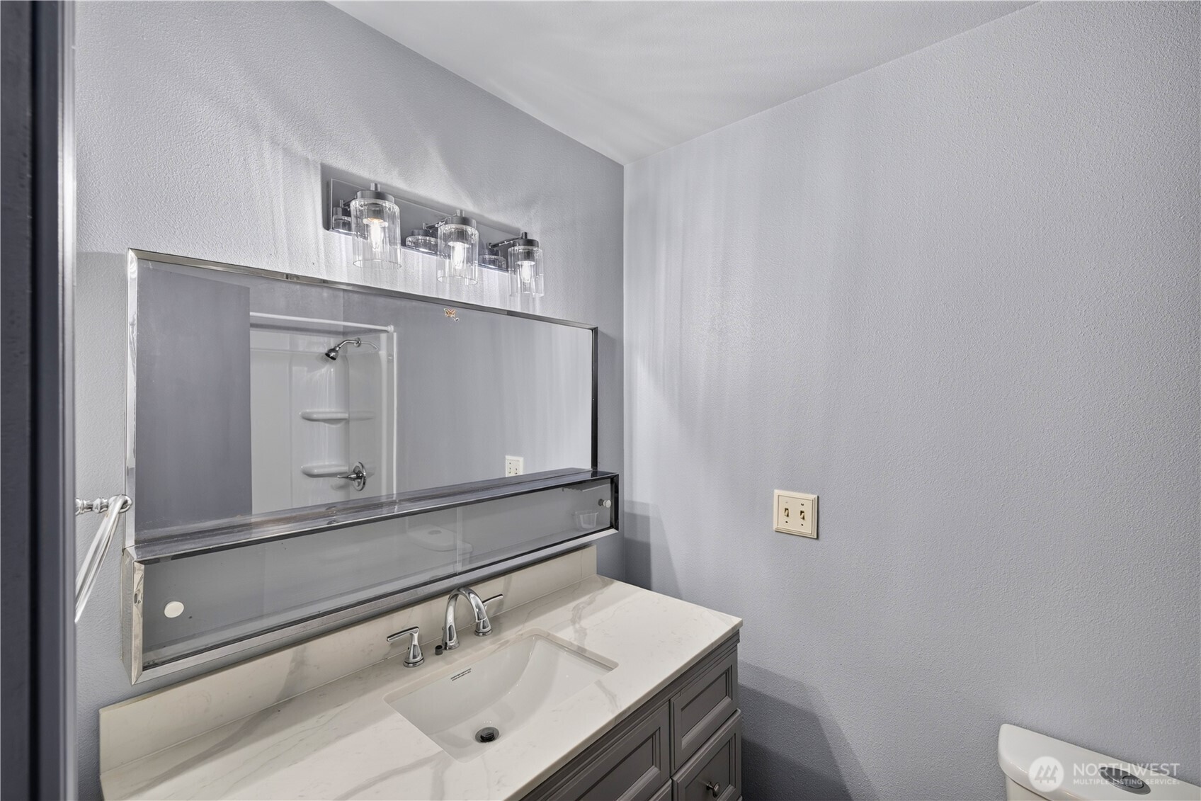 1710 Skyline Way B103 Property Photo 23