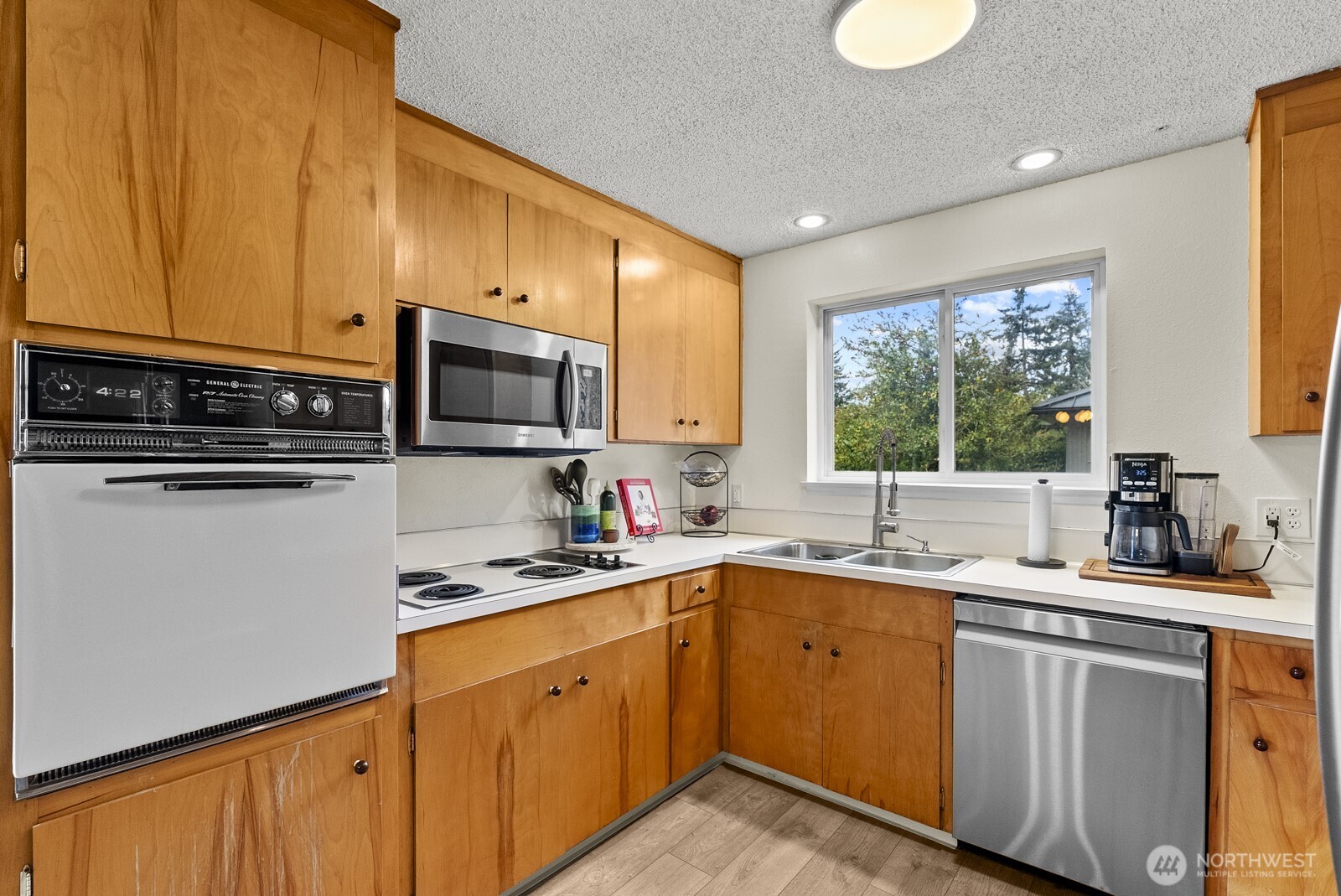 10827 Williams Way Property Photo 13