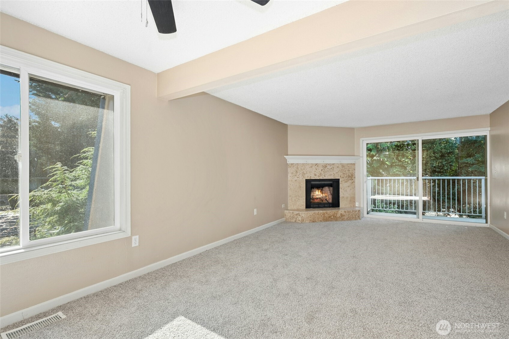 9901 Ne 124th Street 504 Property Photo 5