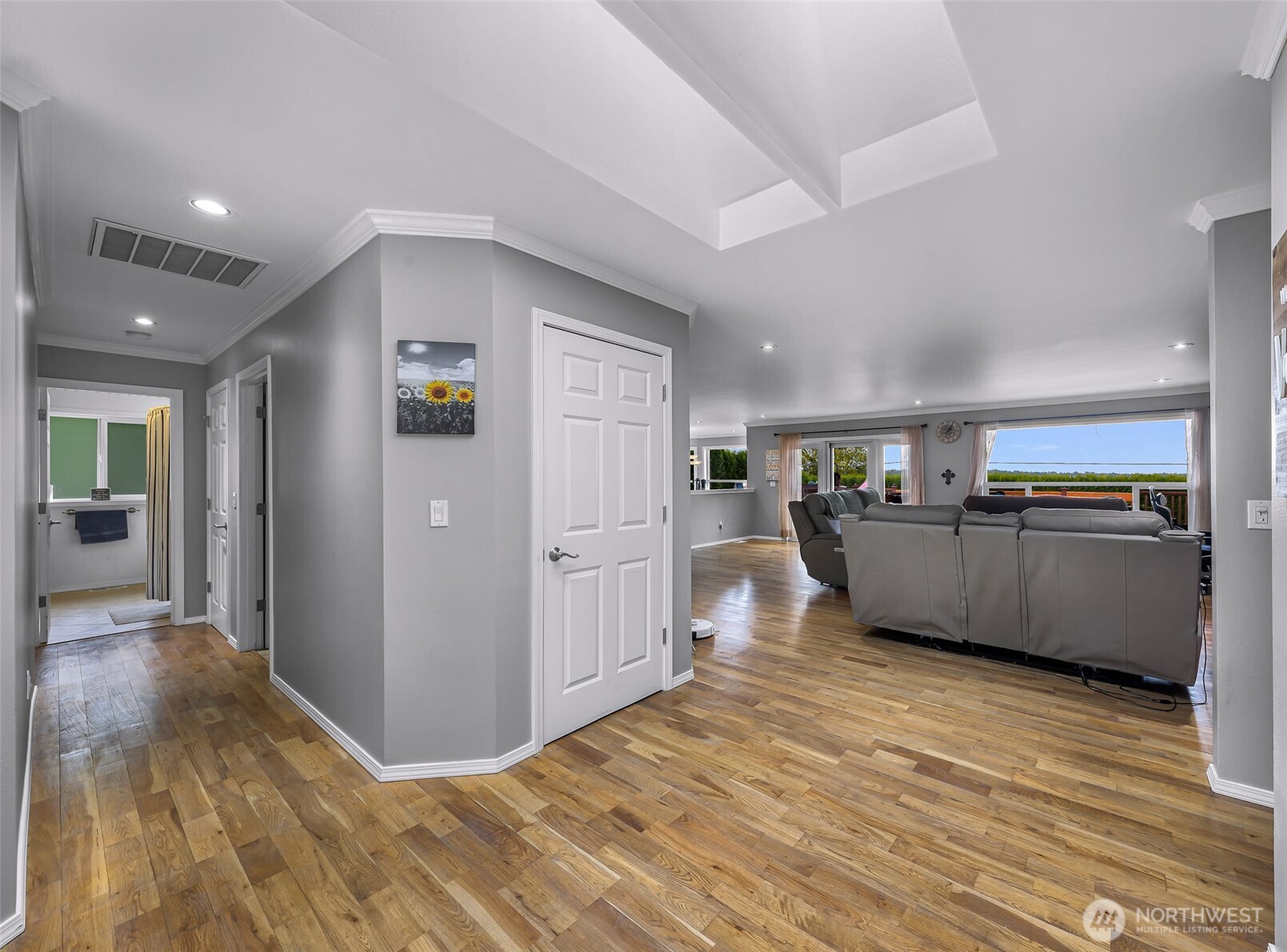 2702 W 99th Street Property Photo 6