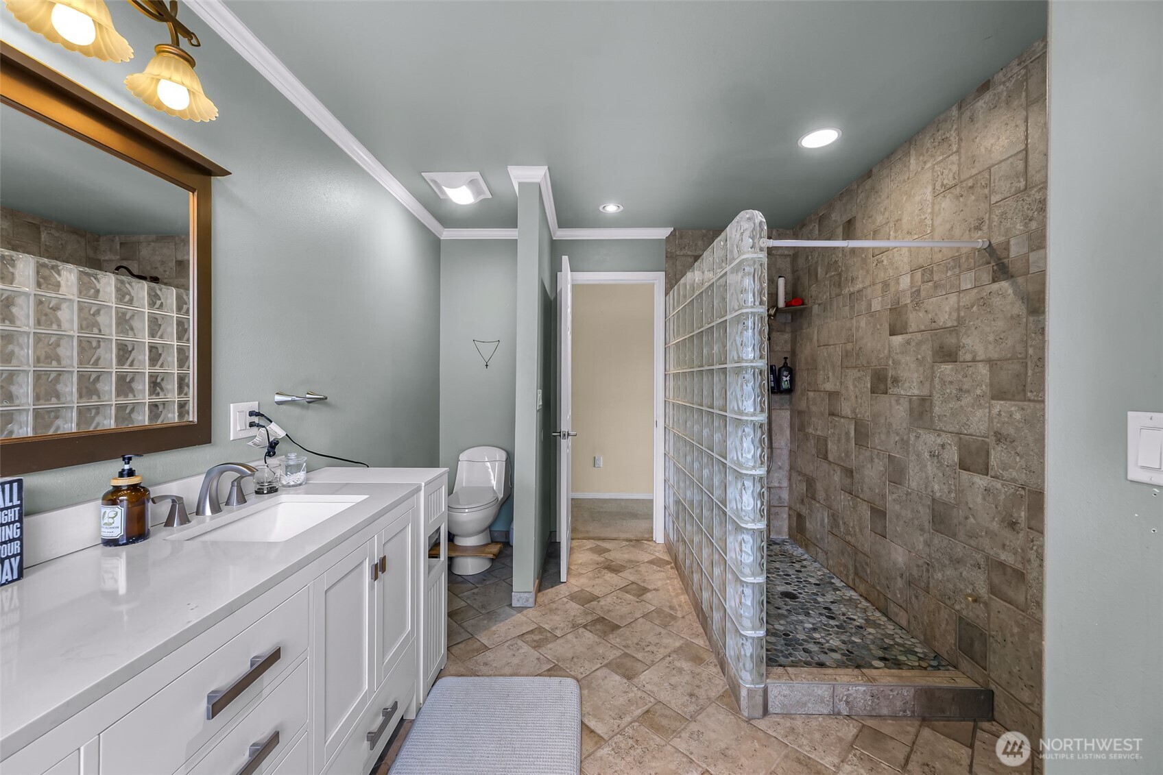 2702 W 99th Street Property Photo 24