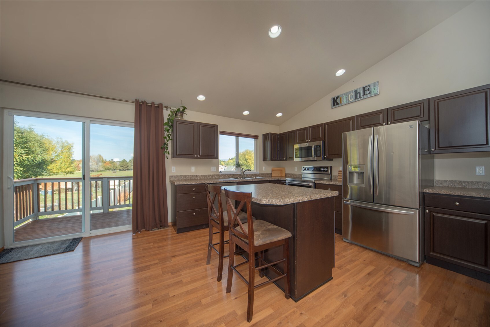 1509 E Seattle Avenue Property Photo 6