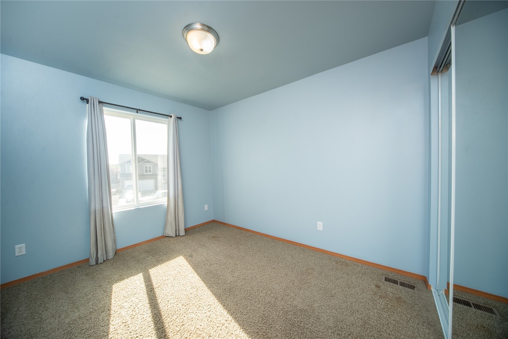 1509 E Seattle Avenue Property Photo 14