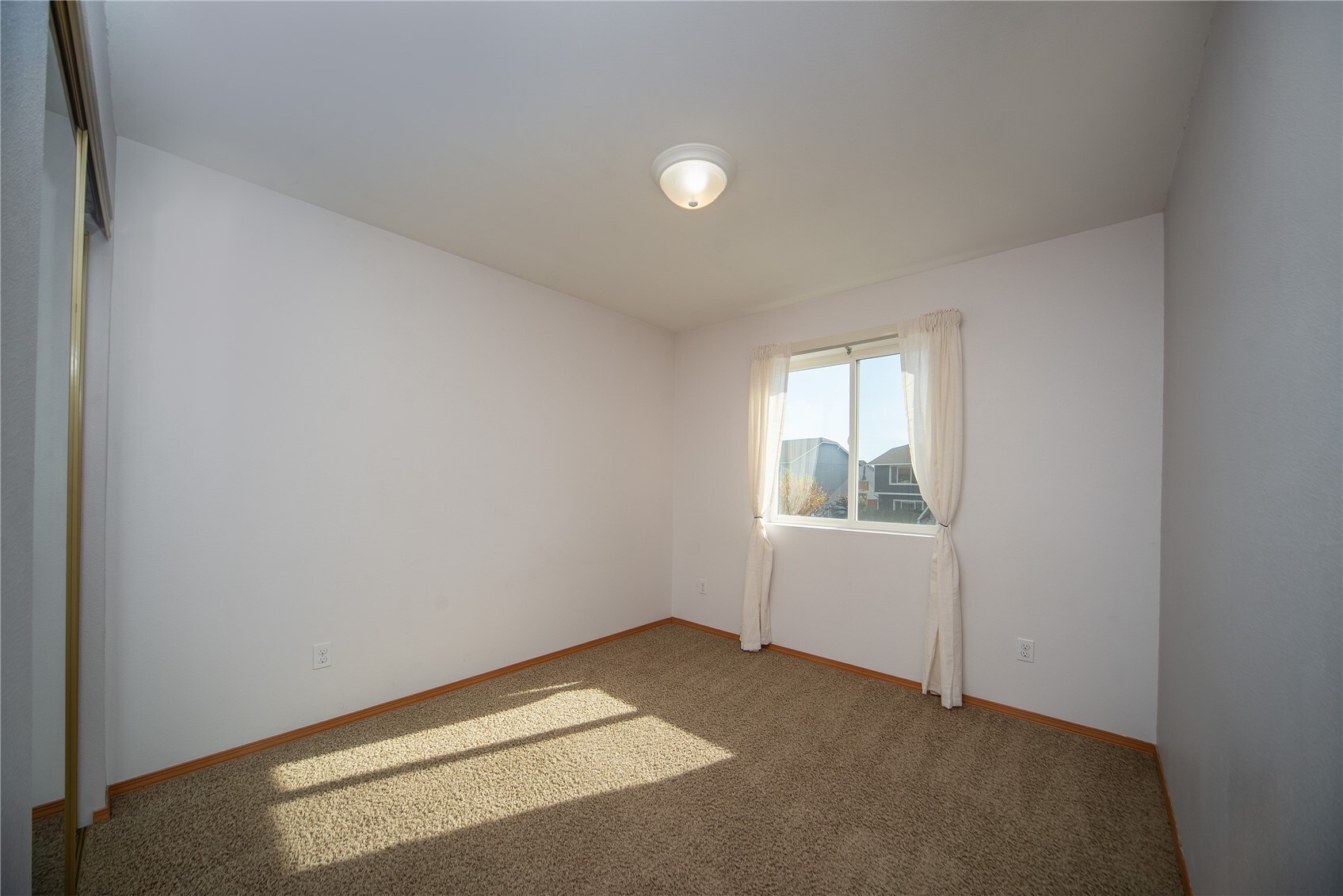 1509 E Seattle Avenue Property Photo 16