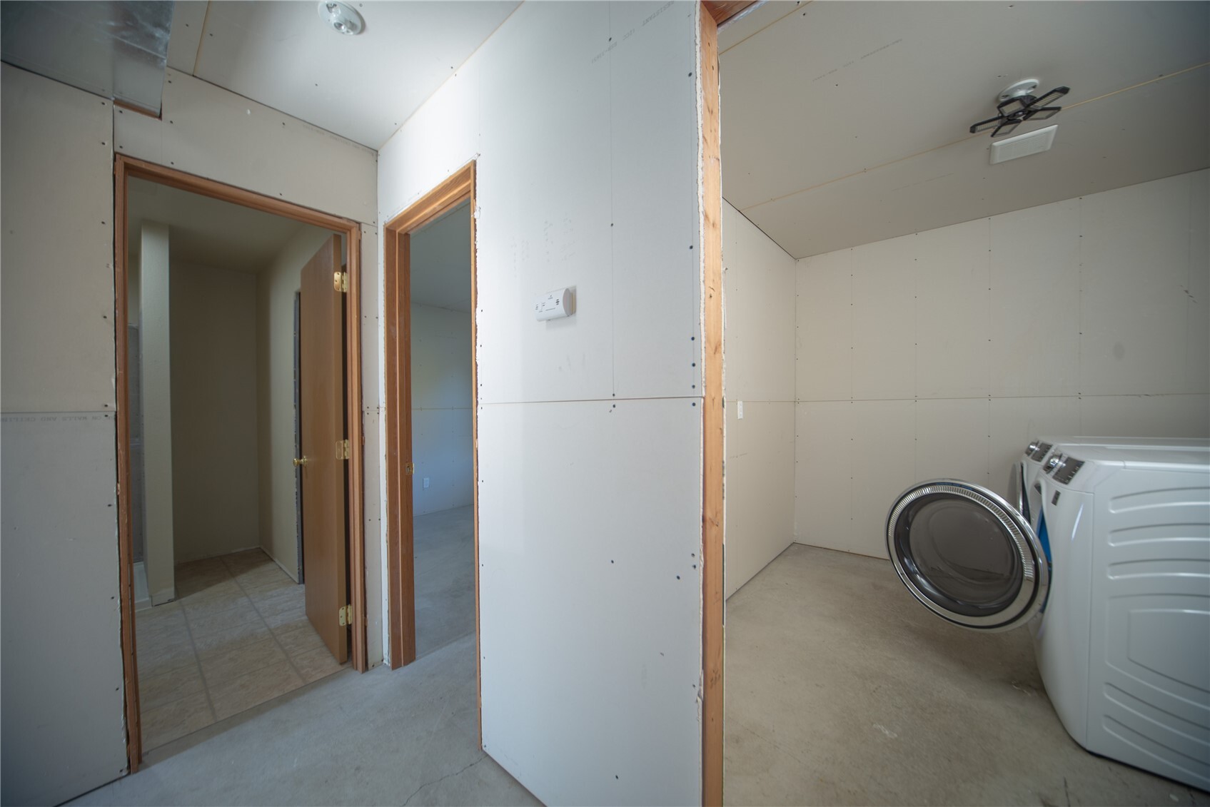 1509 E Seattle Avenue Property Photo 19