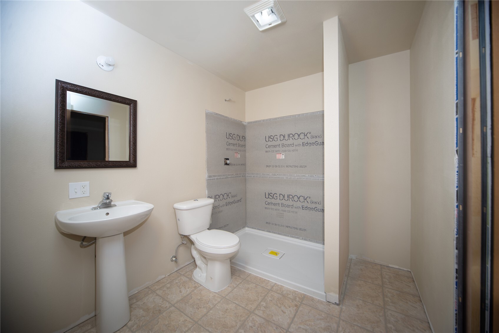 1509 E Seattle Avenue Property Photo 20