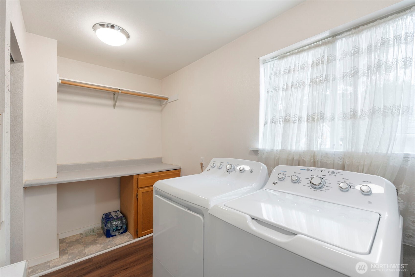 718 G Street Property Photo 22