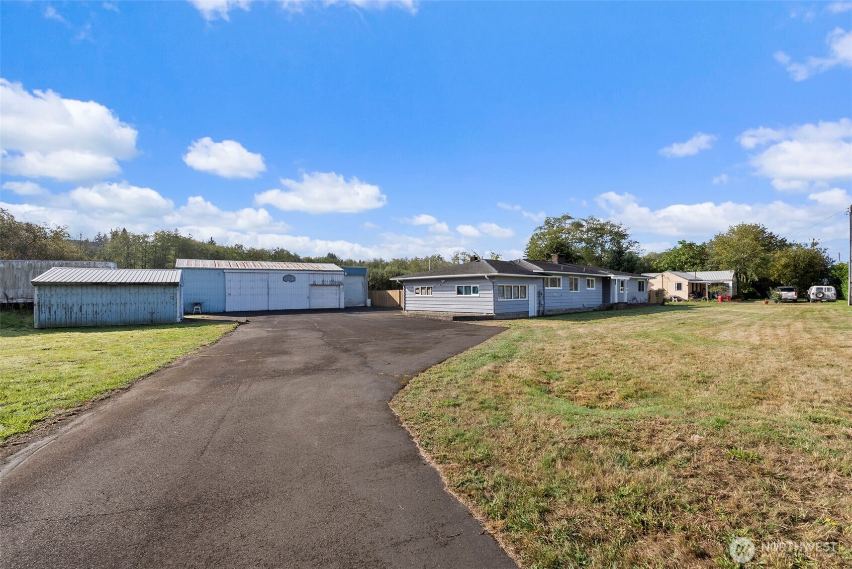 2520 Ocean Avenue Property Photo 3