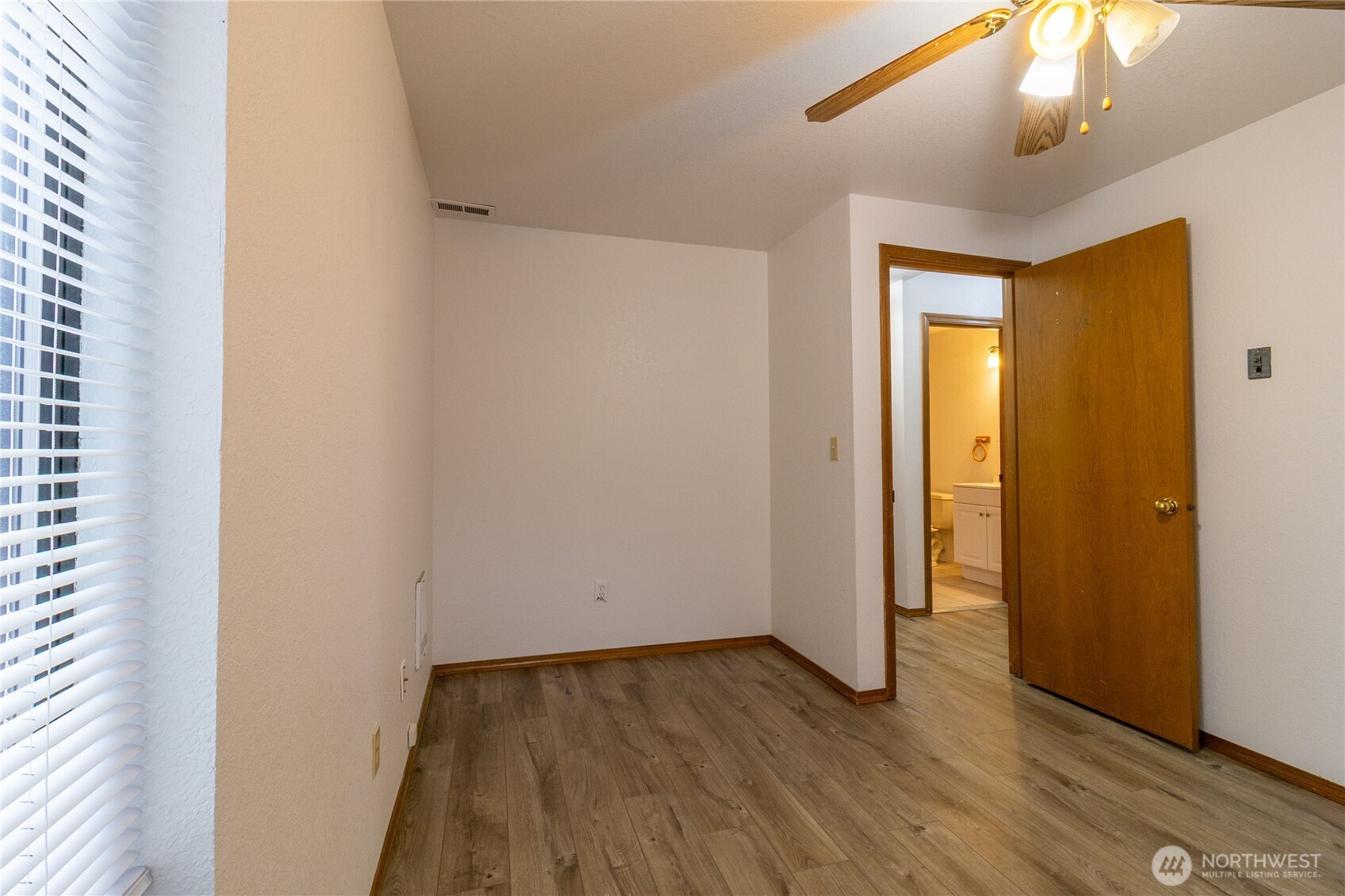 1902 74th Street Ct Property Photo 16
