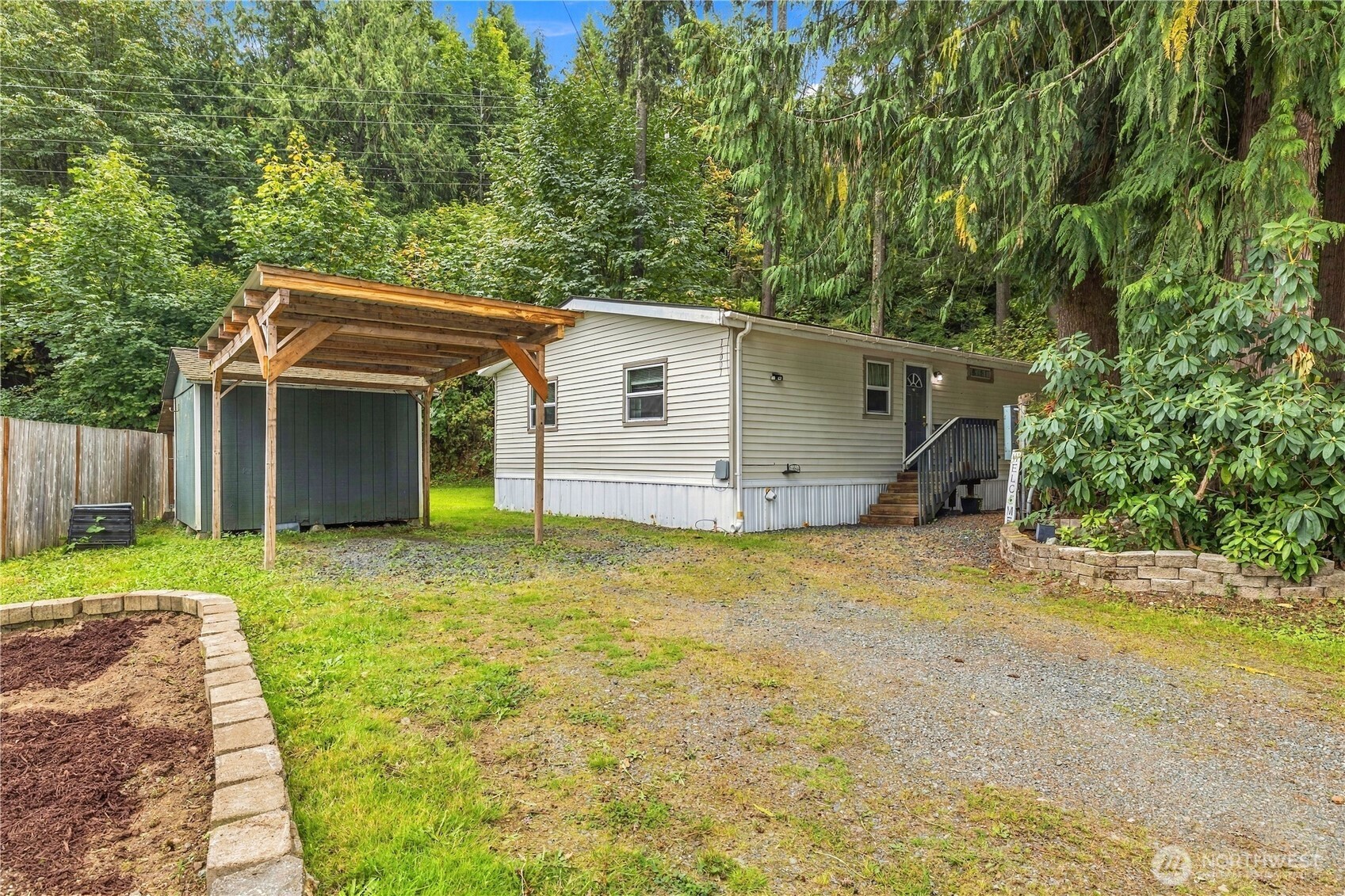 13001 E Loop View Drive Property Photo 2