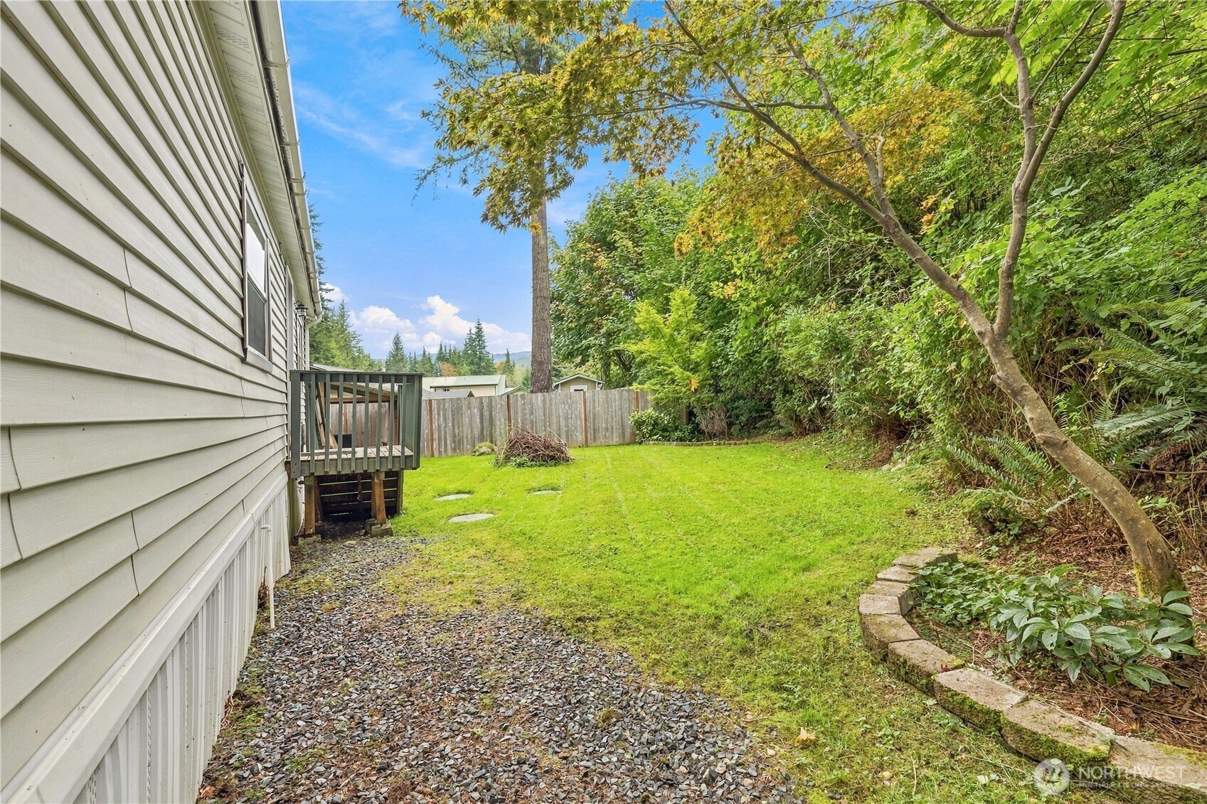 13001 E Loop View Drive Property Photo 9