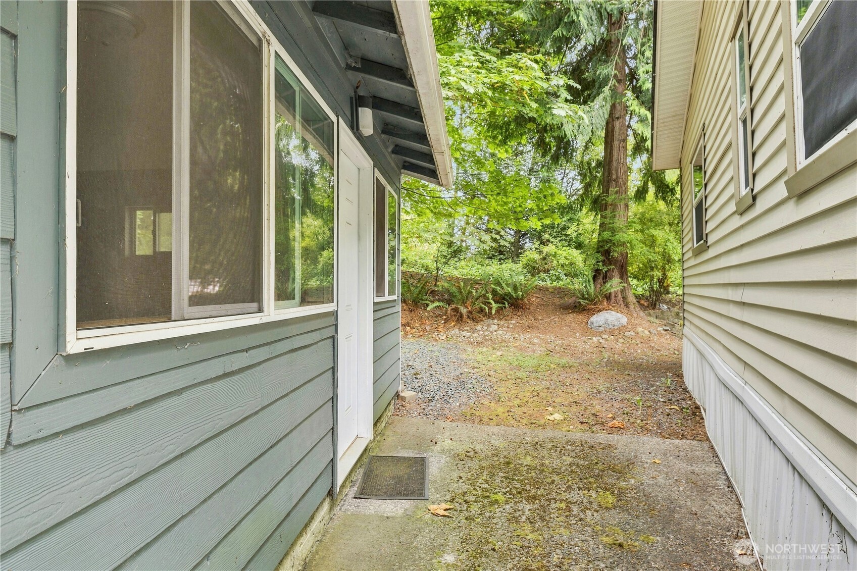 13001 E Loop View Drive Property Photo 10
